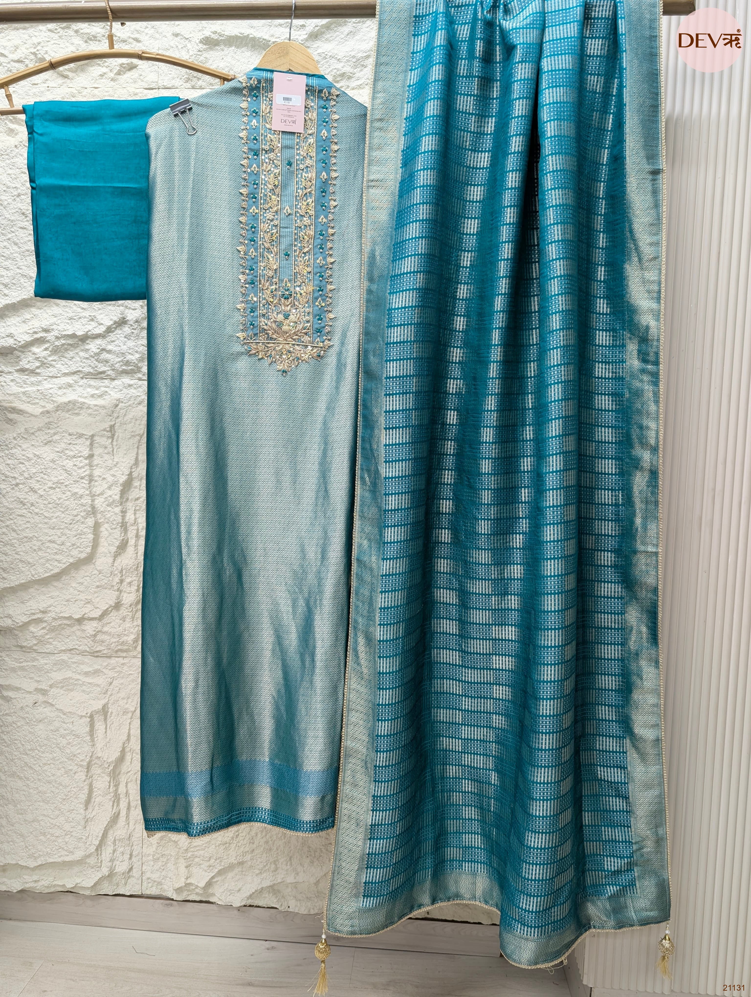 Teal Pure Giraffe Banarasi Silk Embroidered Unstitched 3-Piece Suit (Devri – D.No 21131)