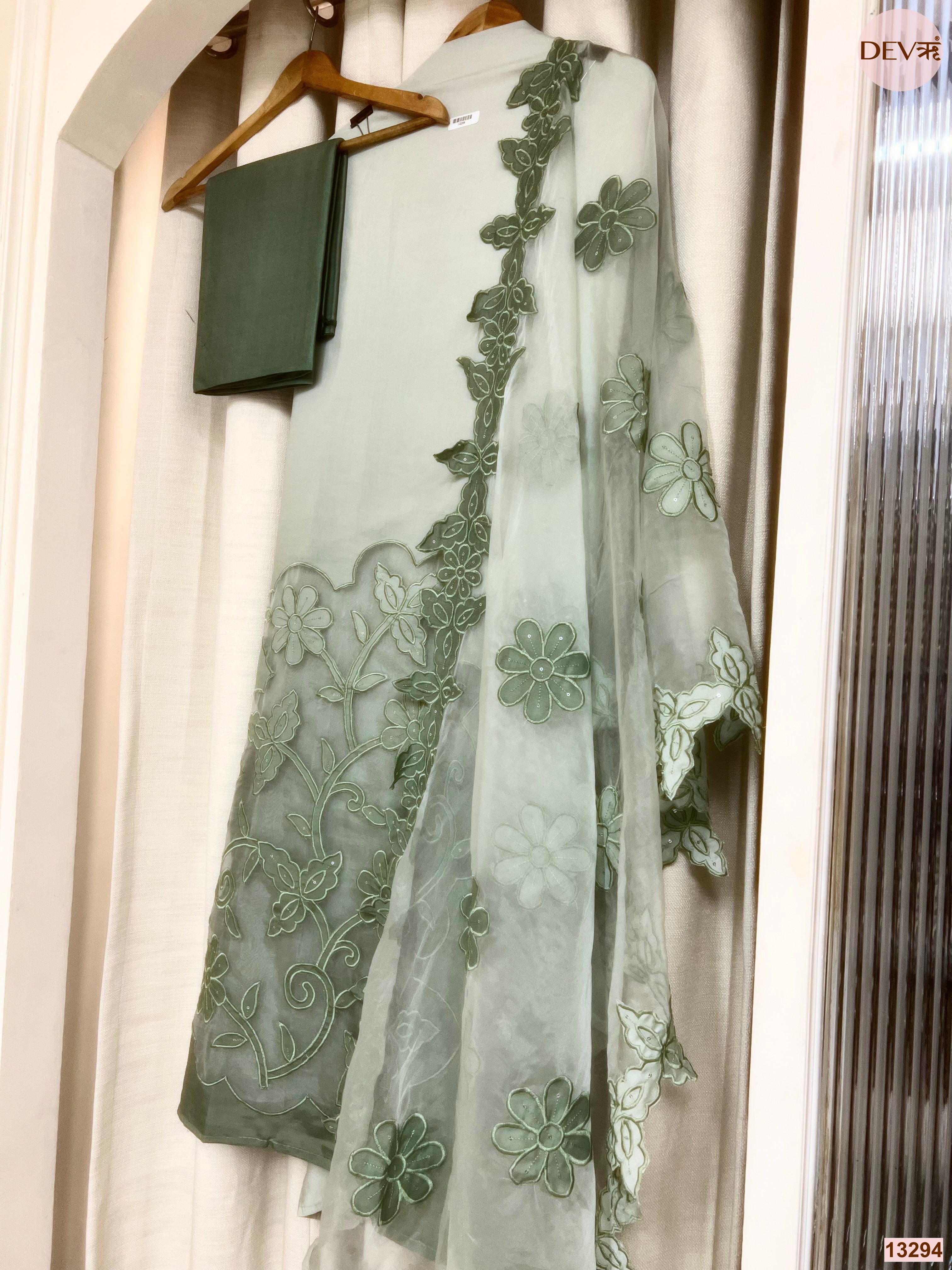 Sage Mul Chanderi Embroidered Unstitched 3-Piece Suit (Devri – D.No 13294)