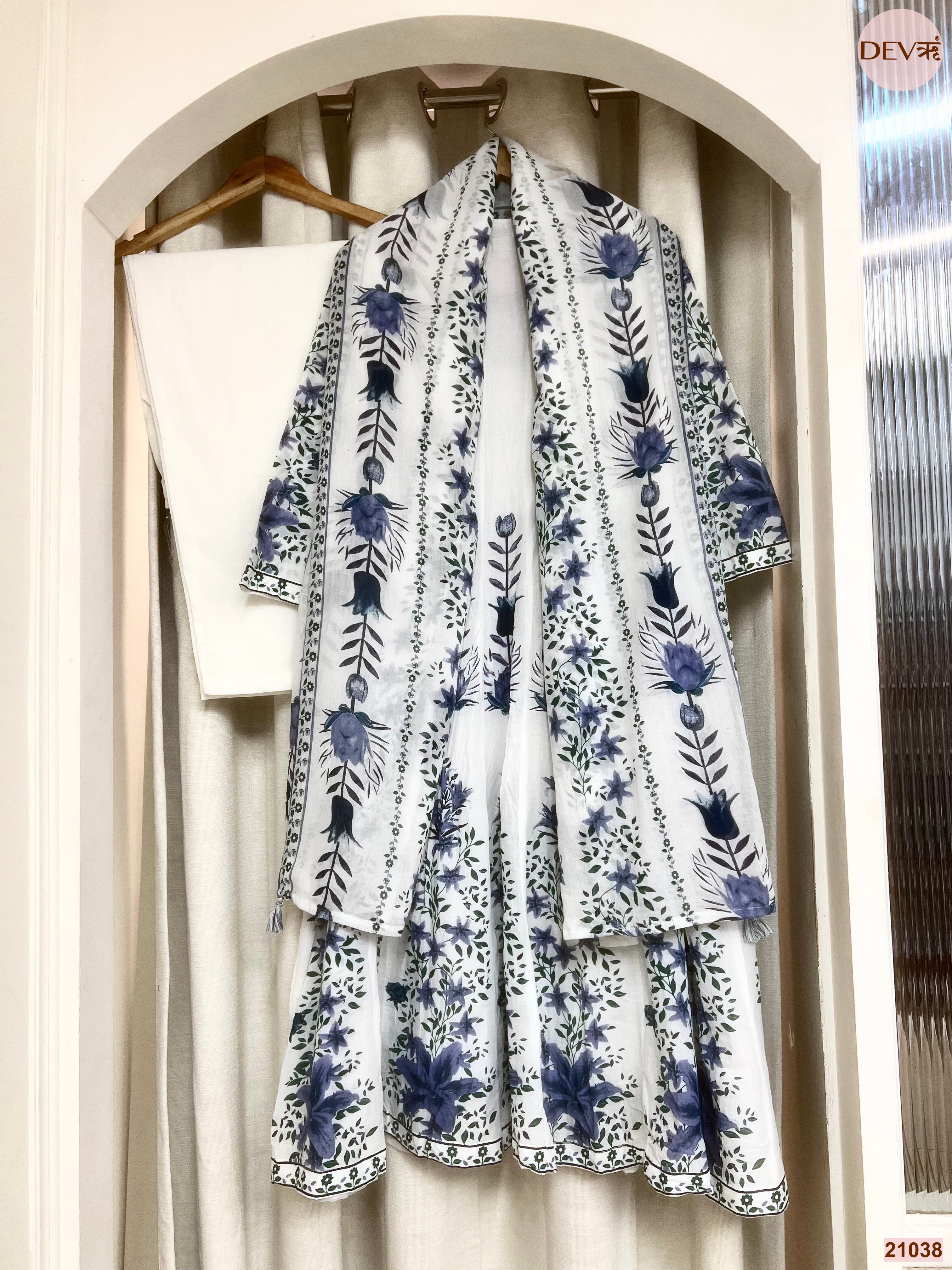 Gulnaar Mul Cotton Printed White 3-Piece Set (Devri – D.No 21038)
