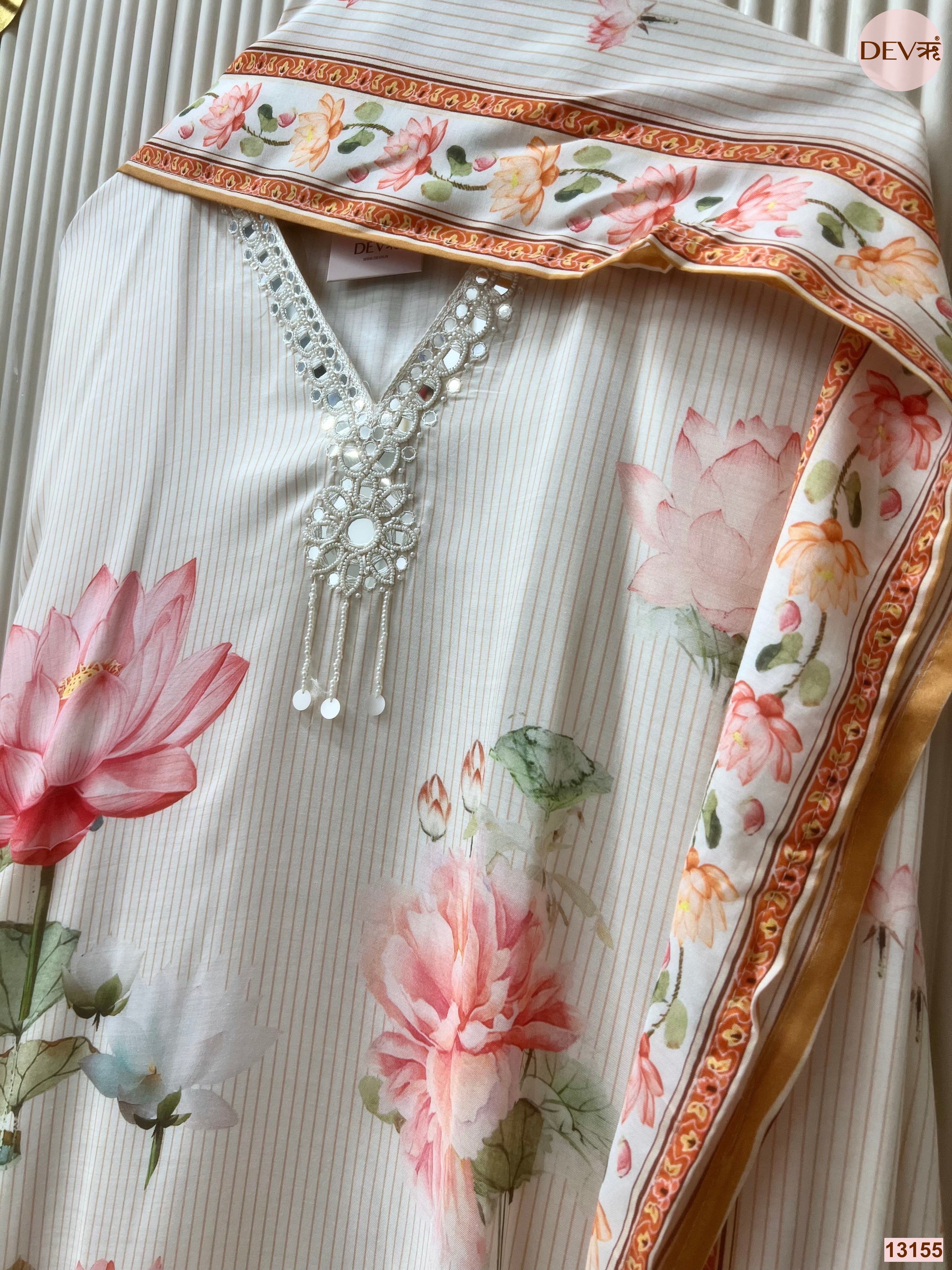 Cream Muslin Printed Unstitched 3-Piece Suit (Devri – D.No 13155)