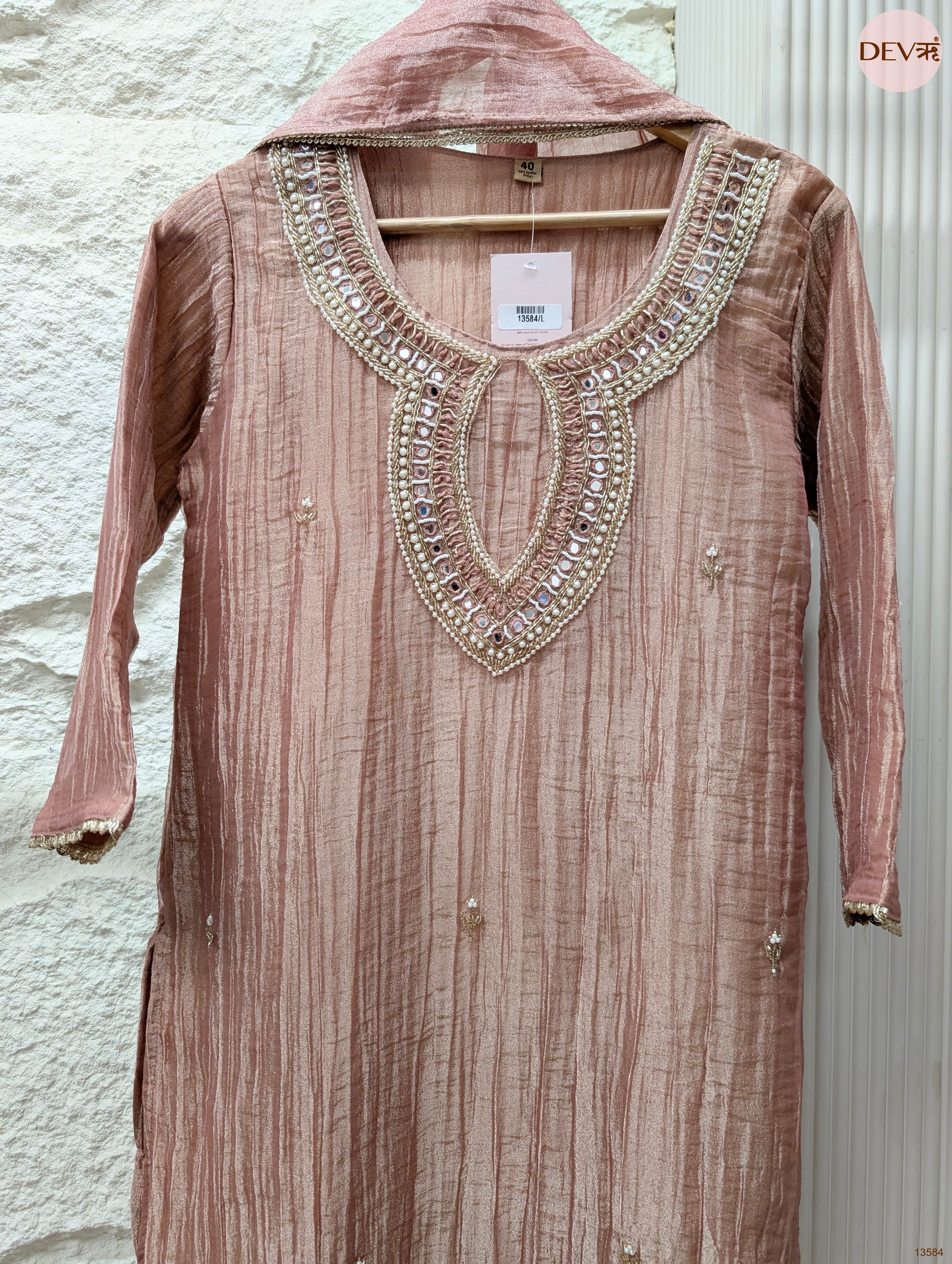 Gulnaar Tissue crush silk Embroidered Dusty Pink 3-Piece Set (Devri – D.No 13584)