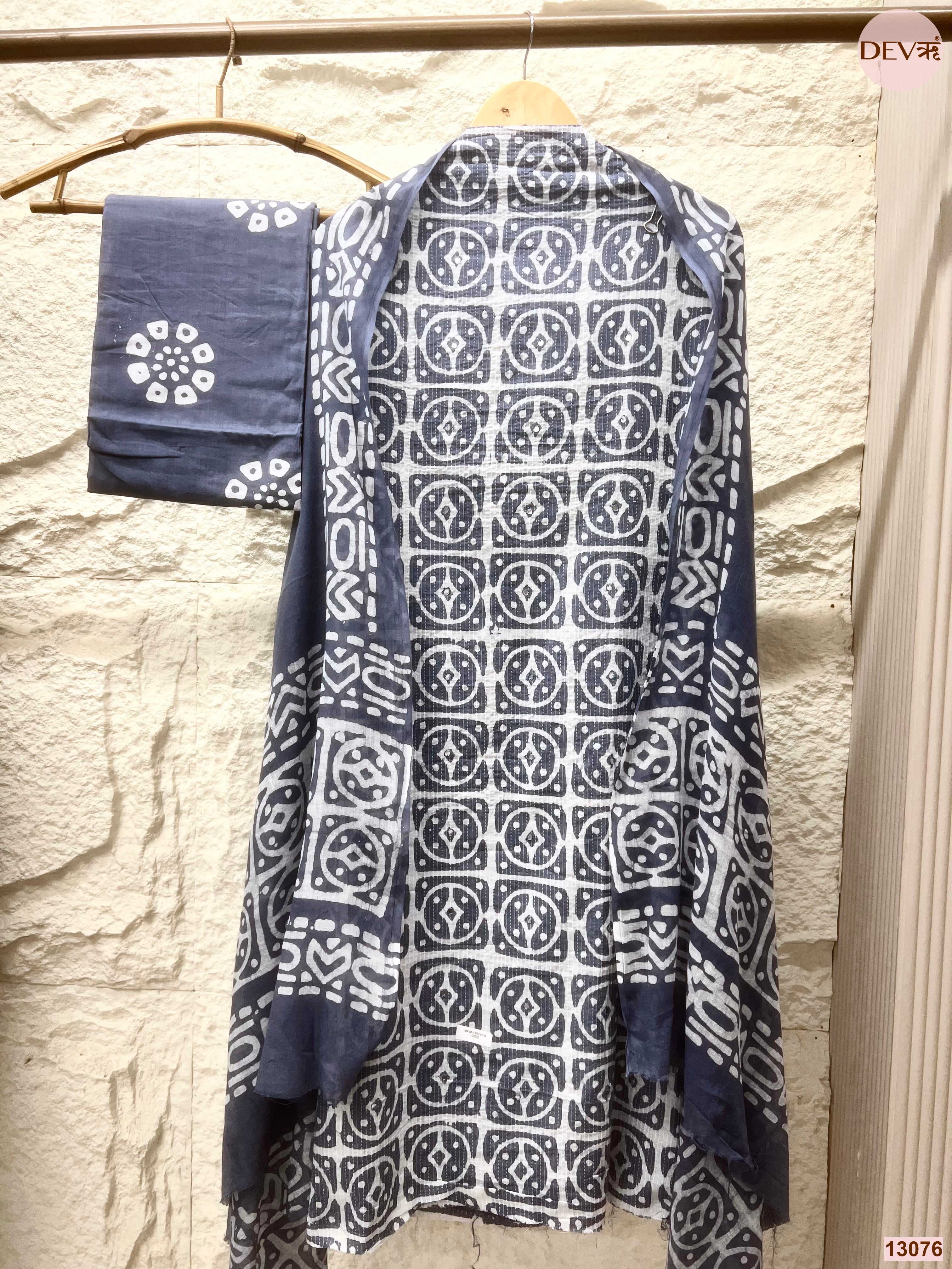 Blue Cotton Printed Unstitched 3-Piece Suit (Devri – D.No 13056)
