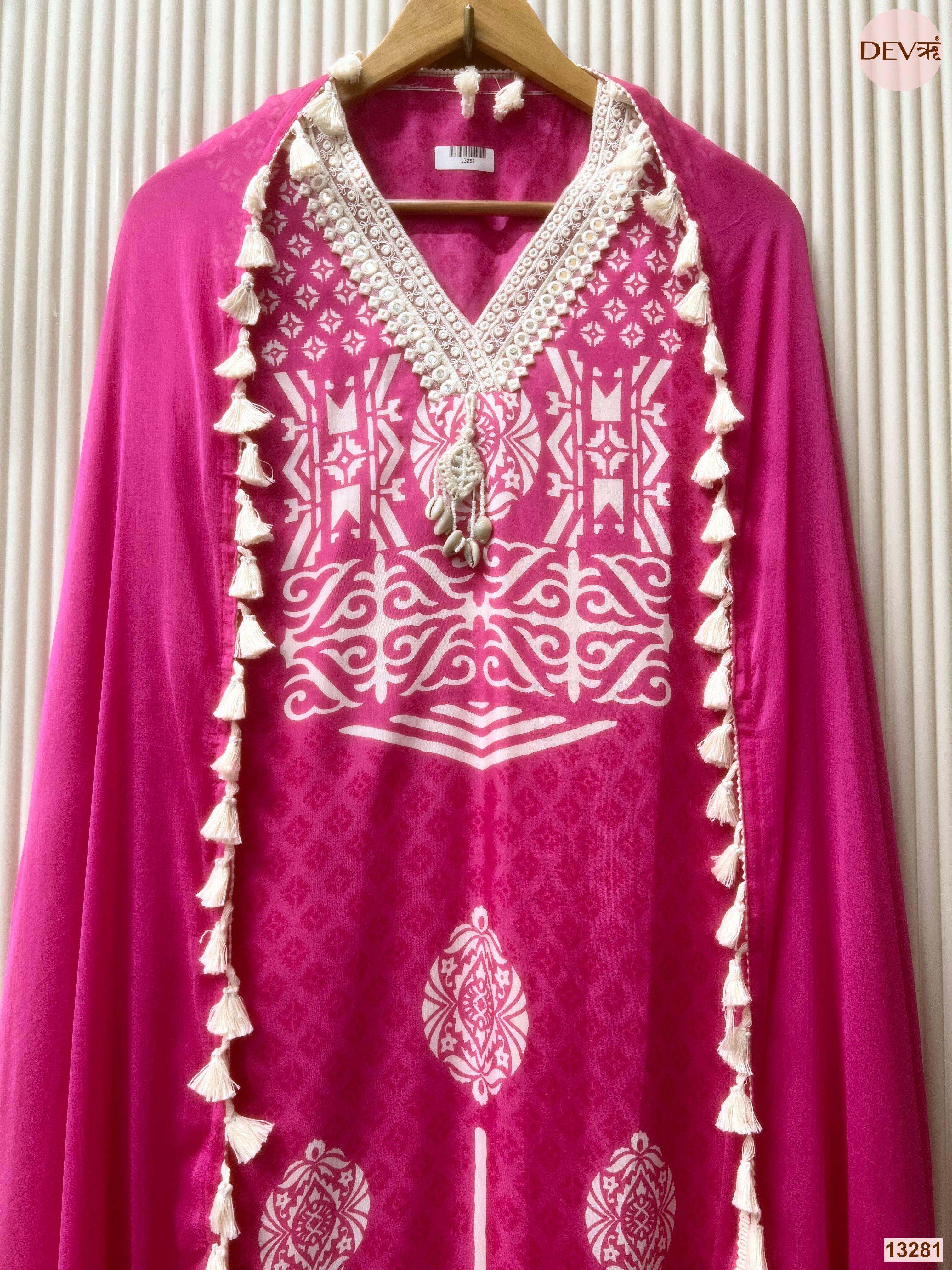 Pink Muslin Printed Unstitched 3-Piece Suit (Devri – D.No 13281)