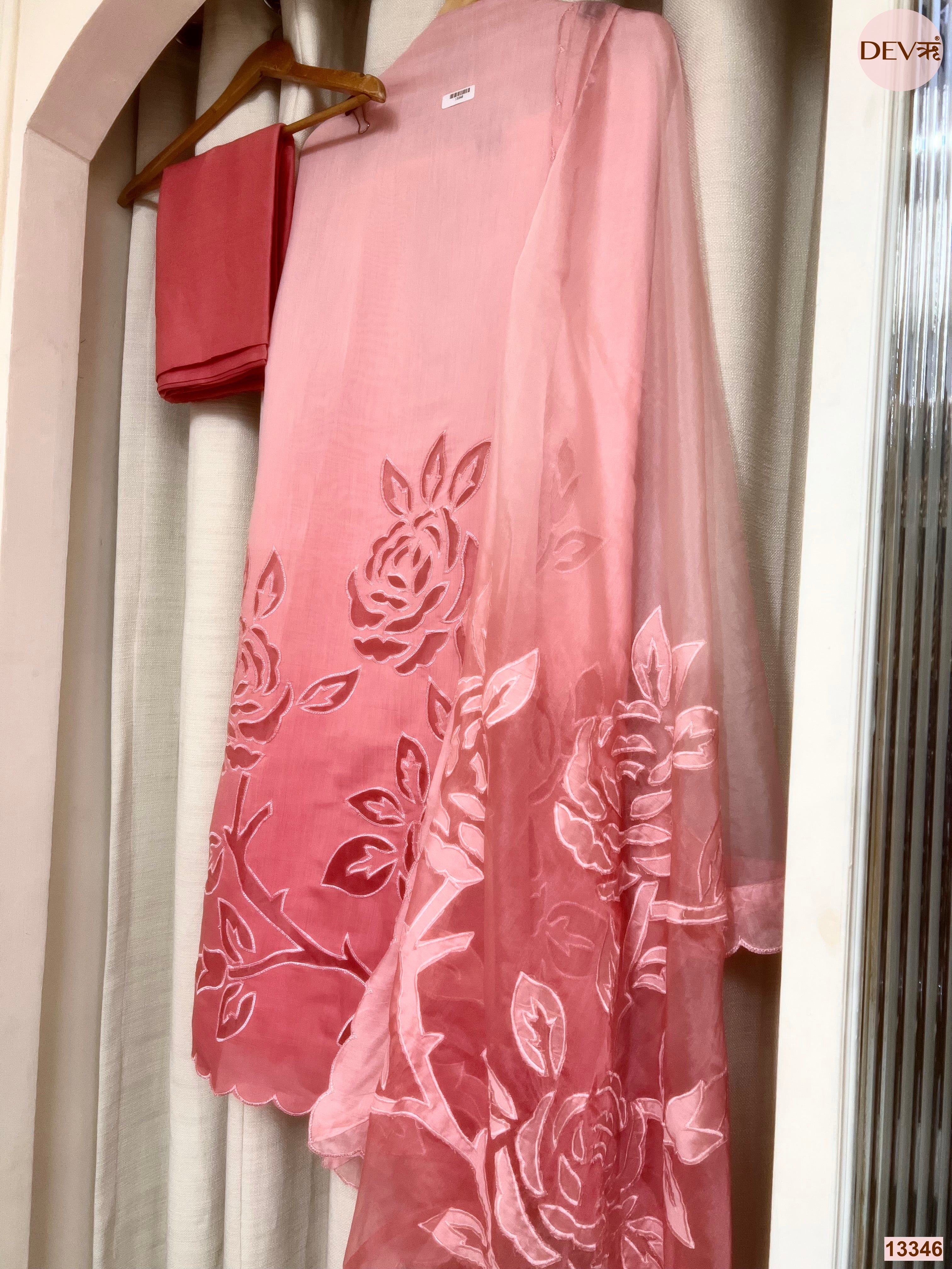 Pink Mul Chanderi Embroidered Unstitched 3-Piece Suit (Devri – D.No 13346)