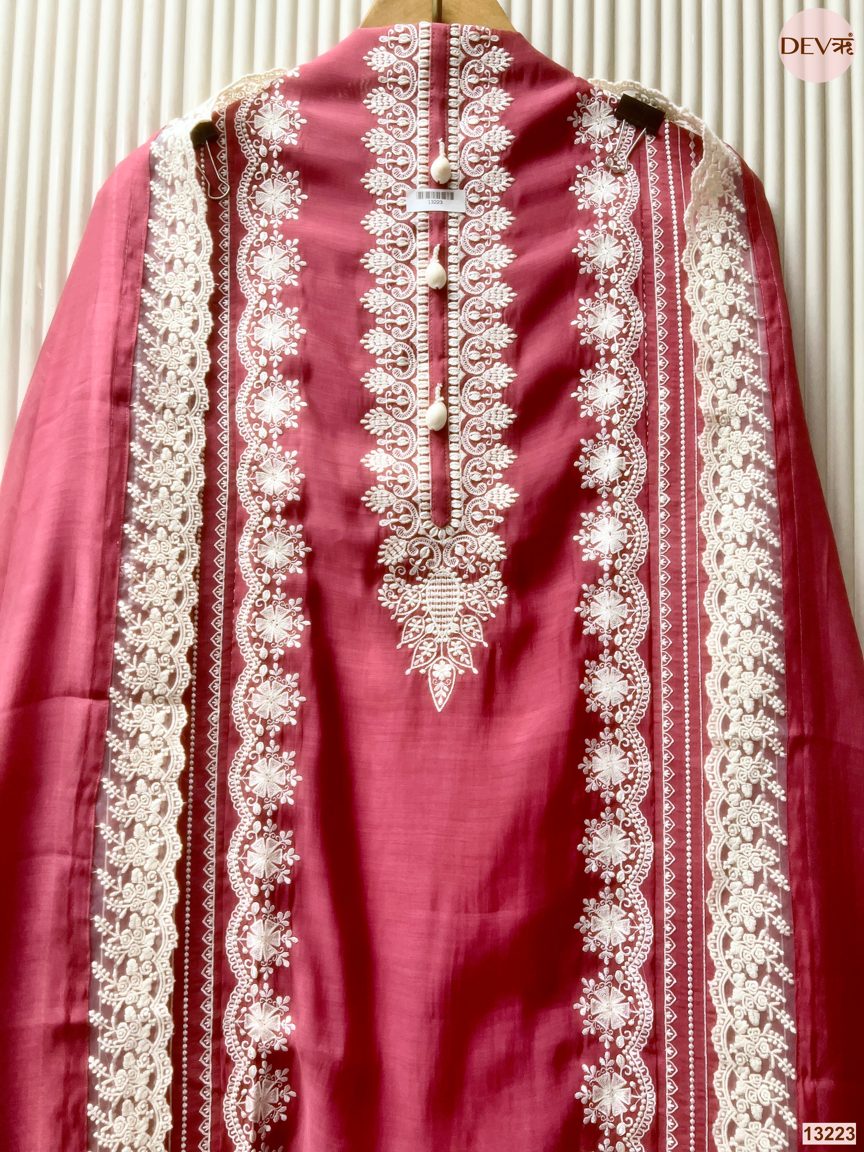 Pink Mul Cotton Embroidered Unstitched 3-Piece Suit (Devri – D.No 13223)