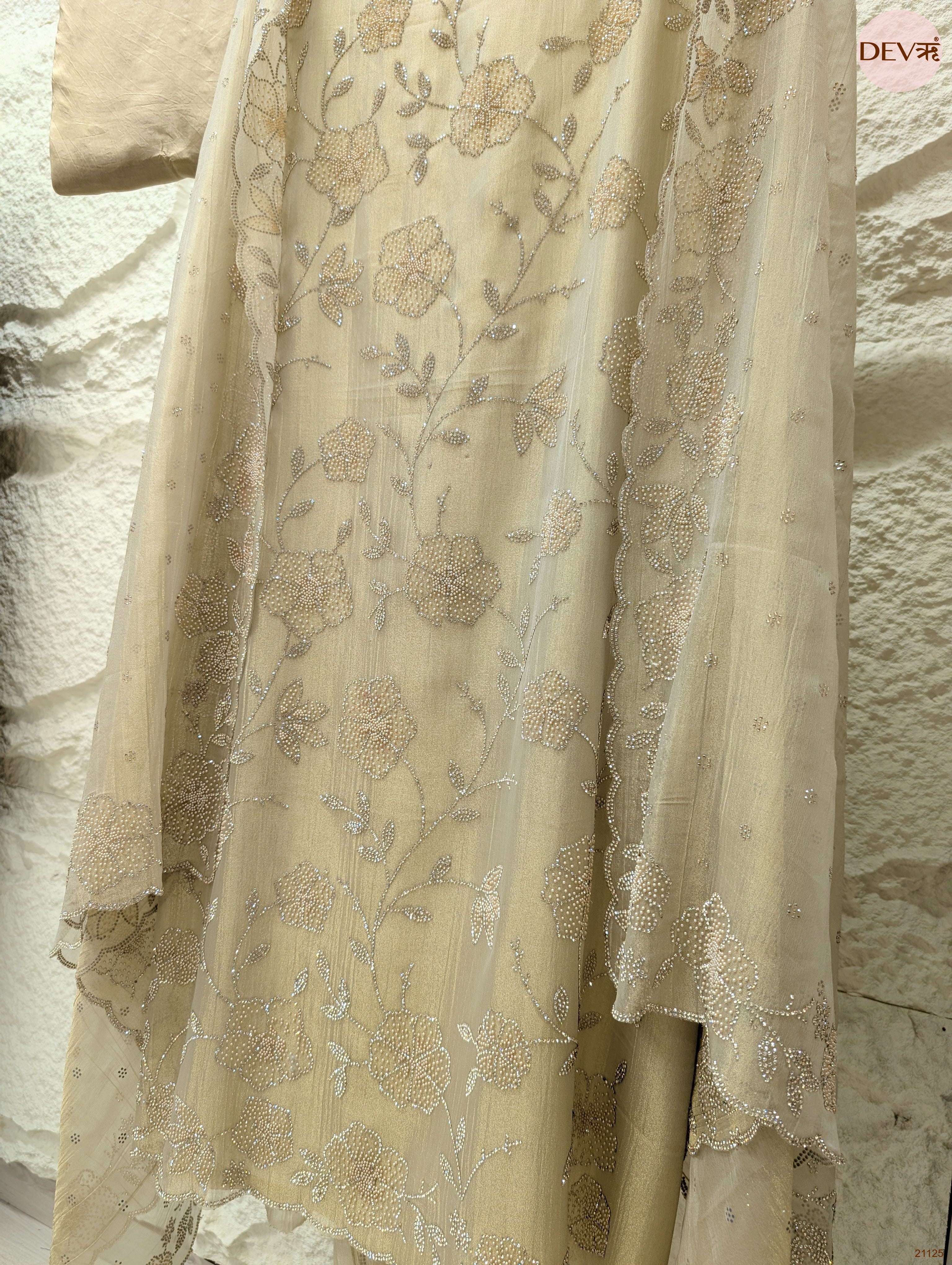 Beige Pure Tissue Crush Silk Hand Unstitched 3-Piece Suit (Devri – D.No 21125)