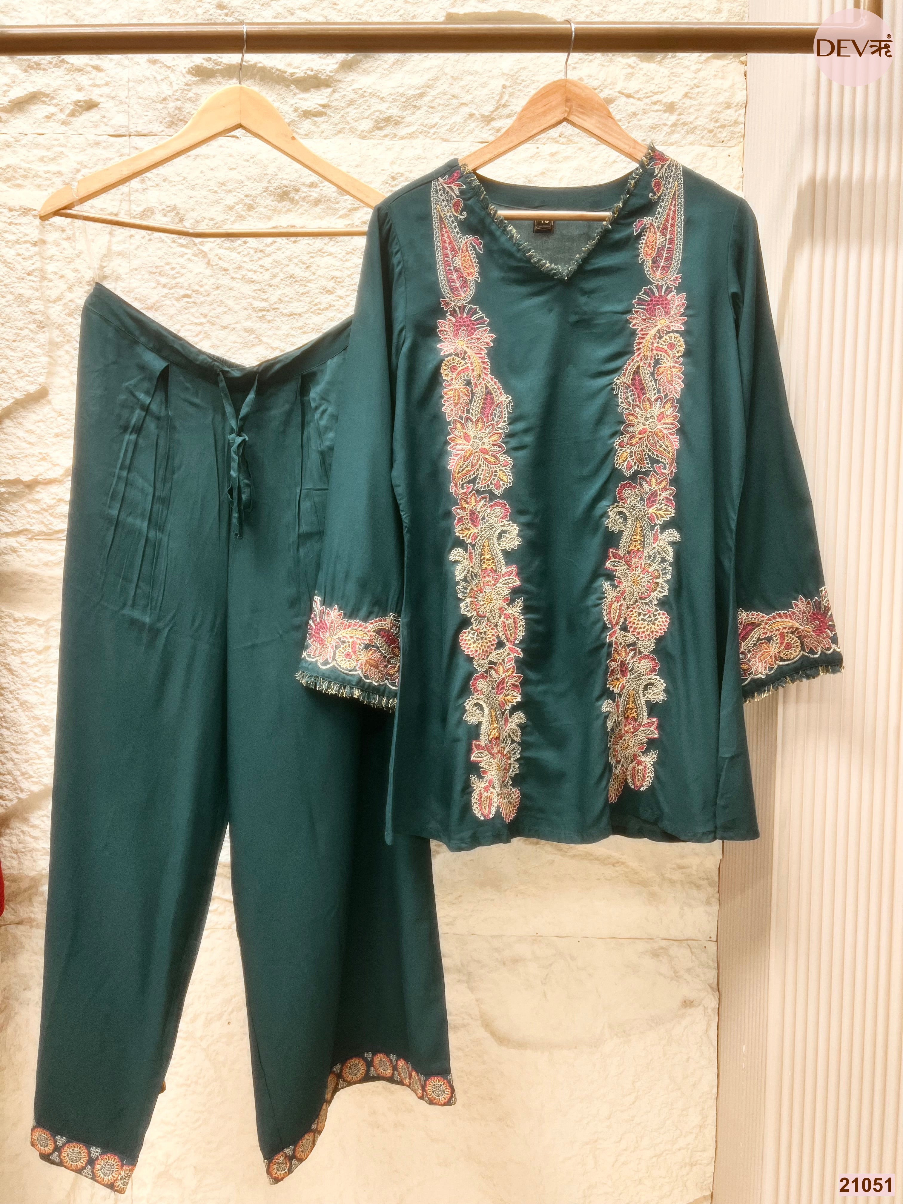Zarmin German Reyon Embroidered Teal 2-Piece Set (Devri – D.No 21051)