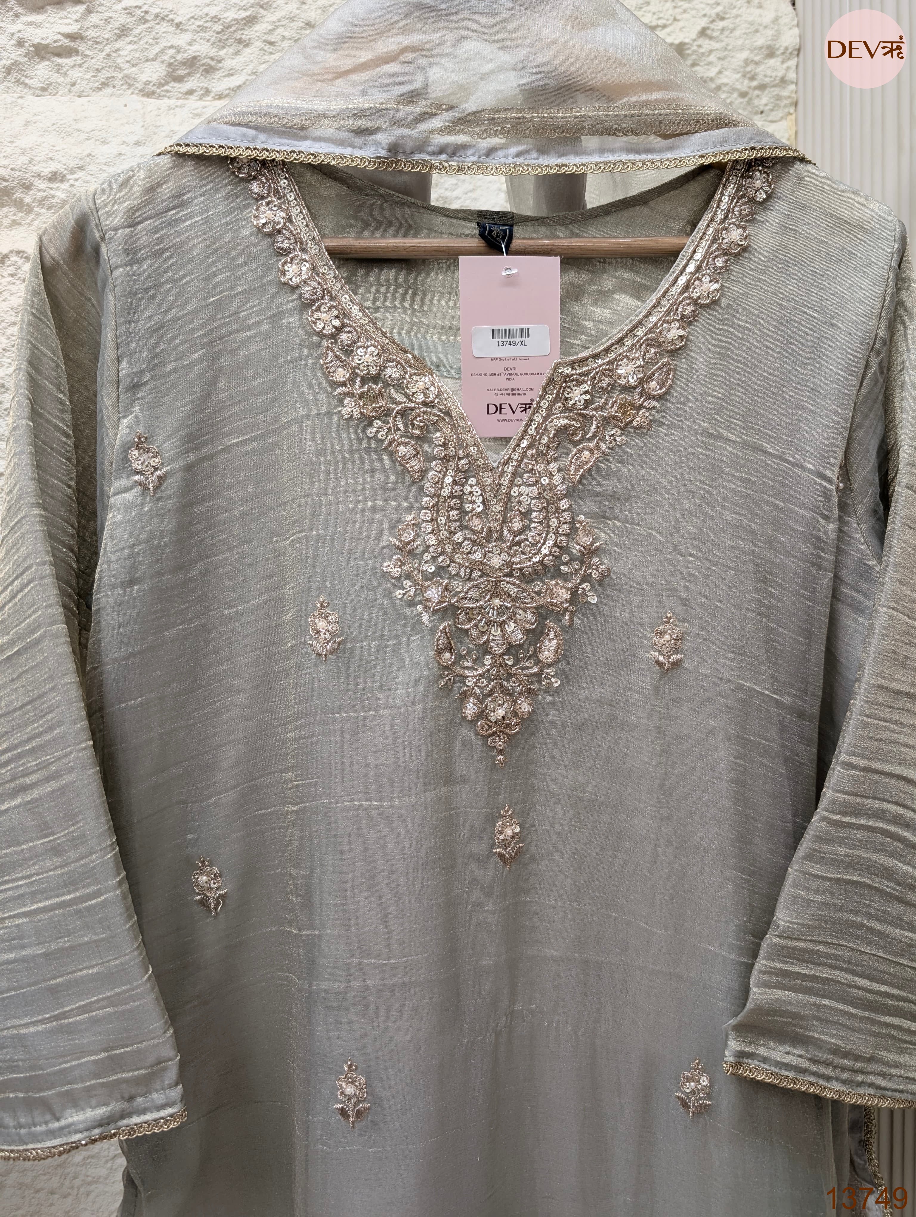 Zarmina Tissue silk blend Embroidered Silver 3-Piece Set (Devri – D.No 13749)