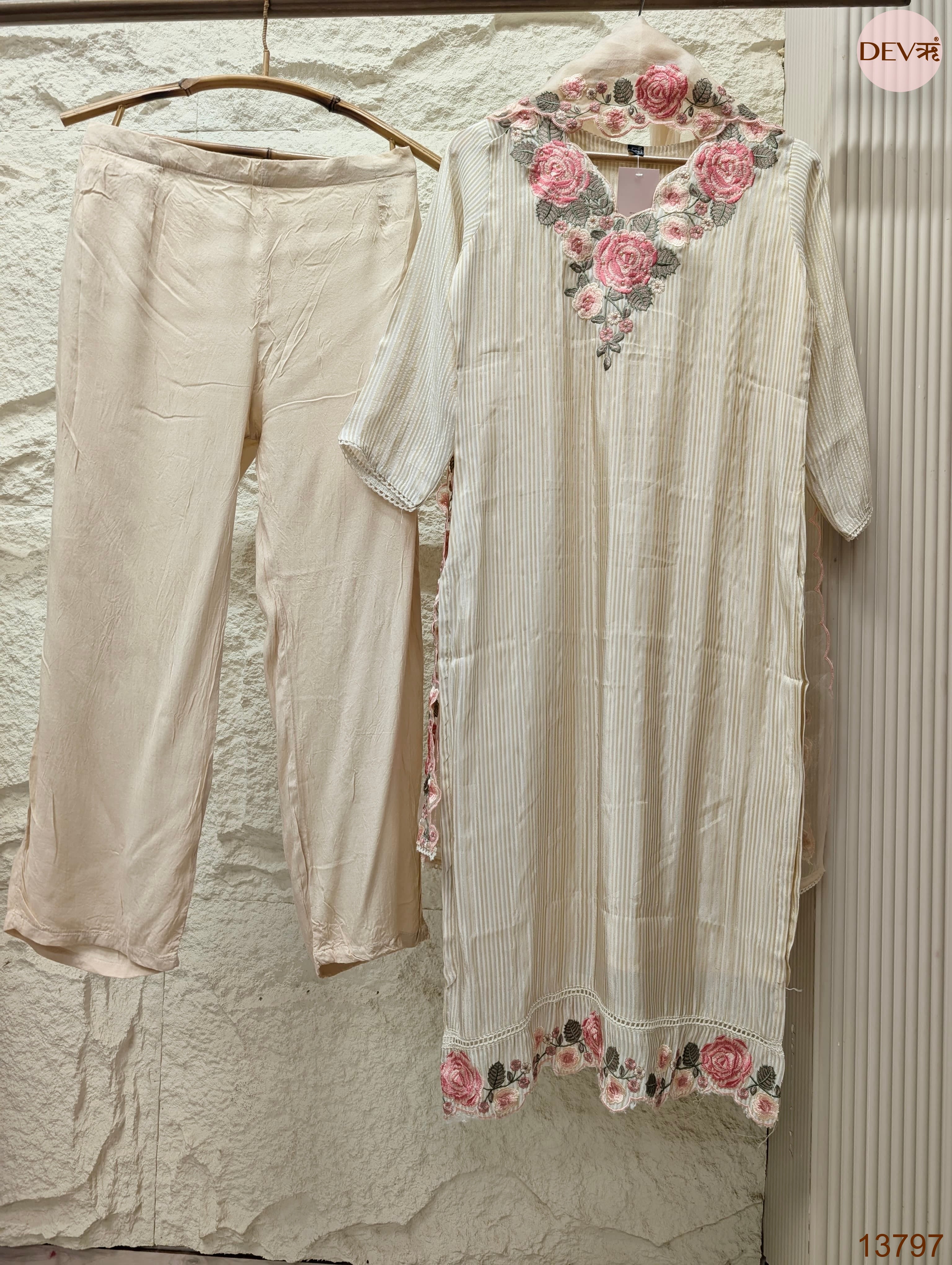 Gulnaar Tissue silk Embroidered Ivory 3-Piece Set (Devri – D.No 13797)