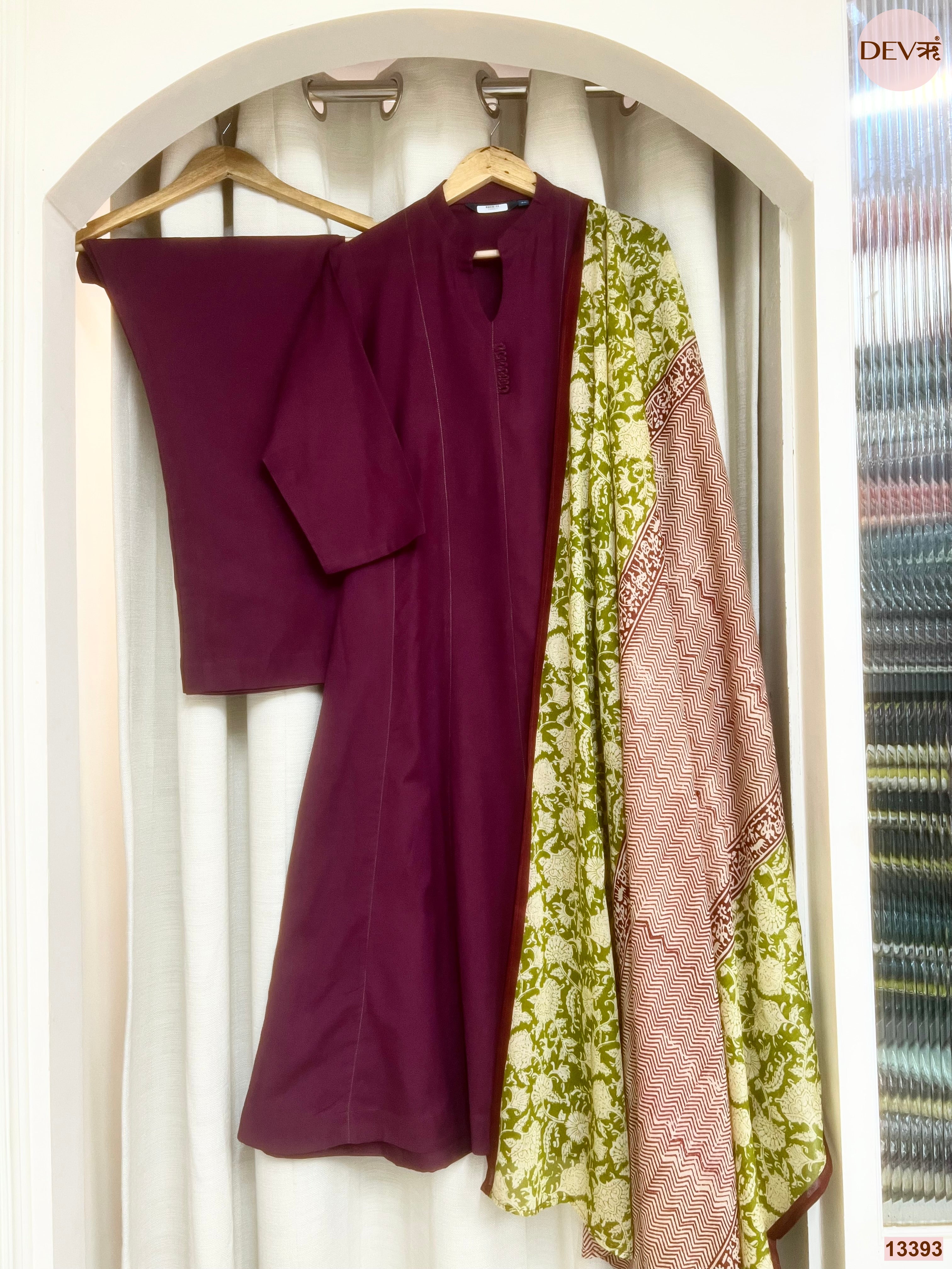 Gulnaar Pure Cotton Printed Wine 3-Piece Set (Devri – D.No 13393)