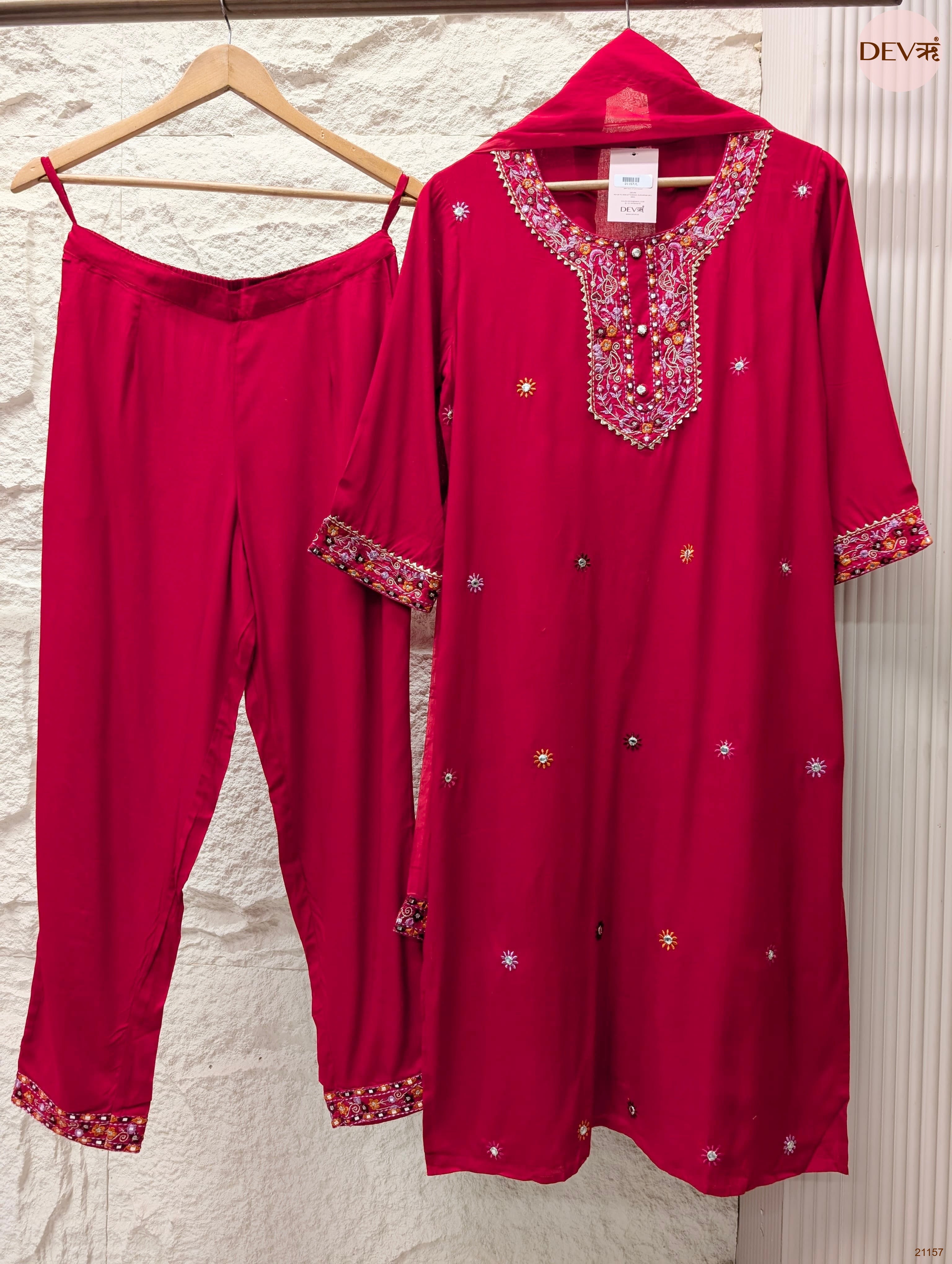 Gulnaar Reyon Embroidered Magenta 3-Piece Set (Devri – D.No 21157)