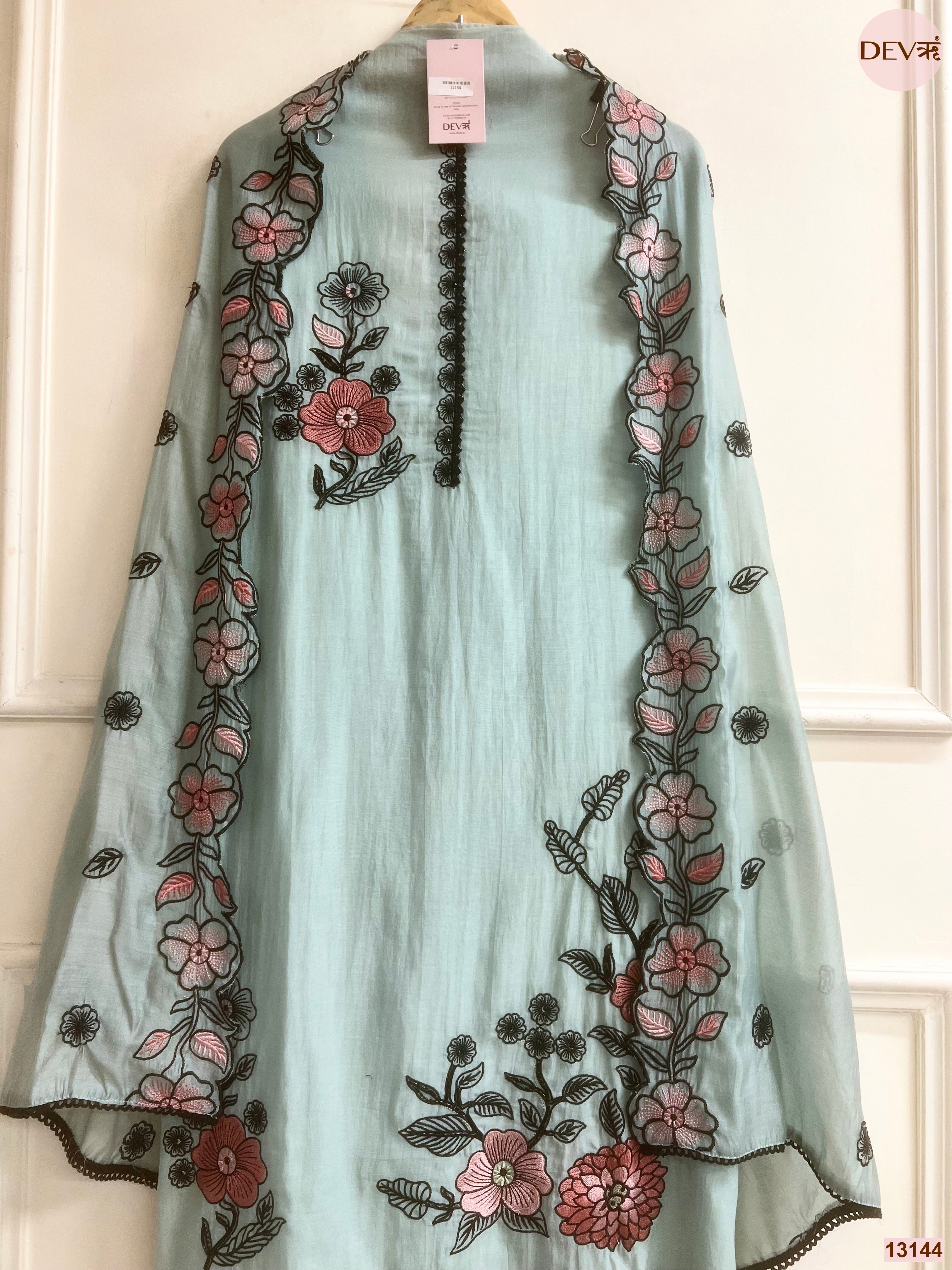 Mint Mul Chanderi Embroidered Unstitched 3-Piece Suit (Devri – D.No 13144)