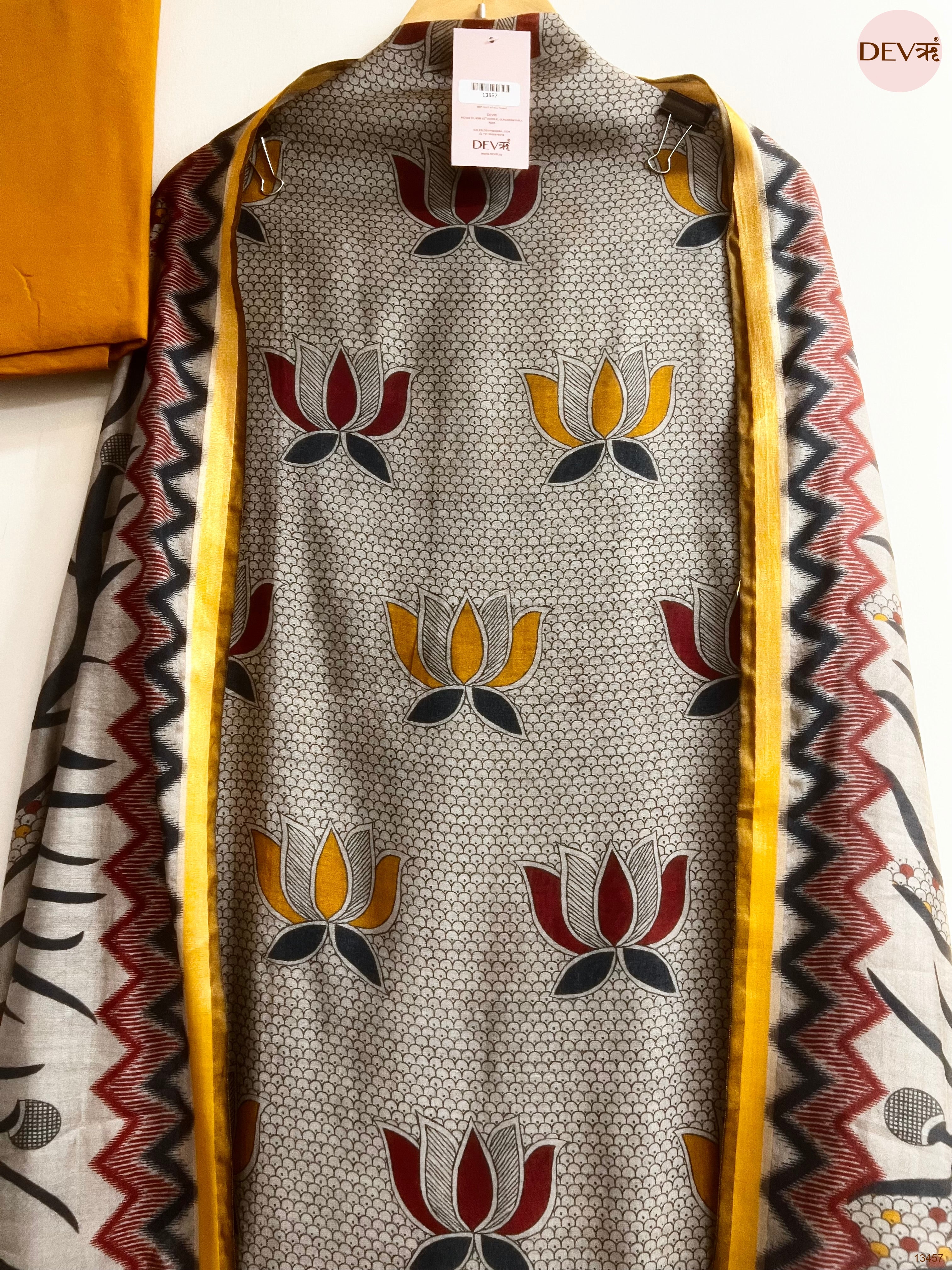 Grey Maheshwari Silk Printed Unstitched 3-Piece Suit (Devri – D.No 13457)