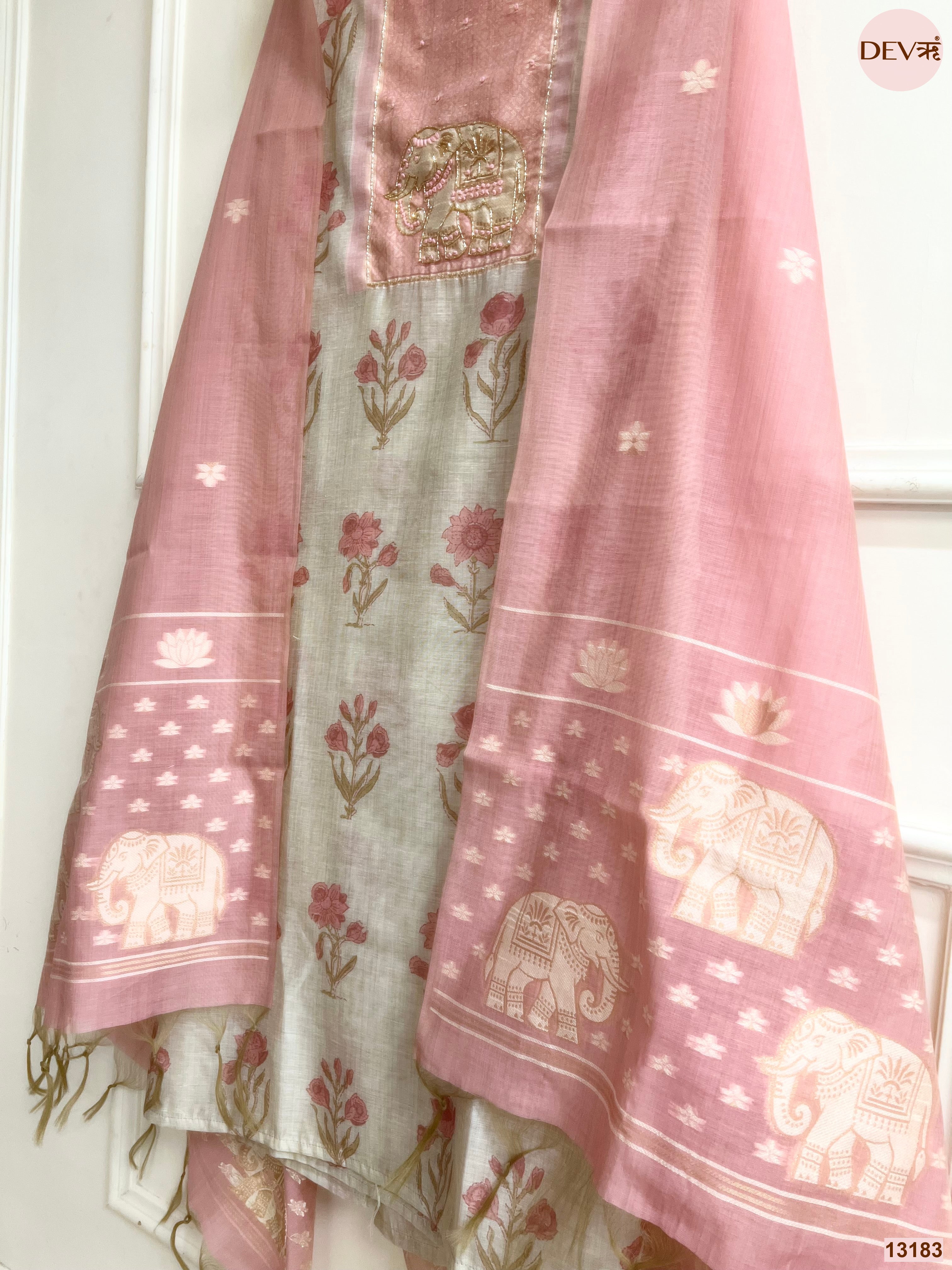 Pink Mul Chanderi Printed Unstitched 3-Piece Suit (Devri – D.No 13183)