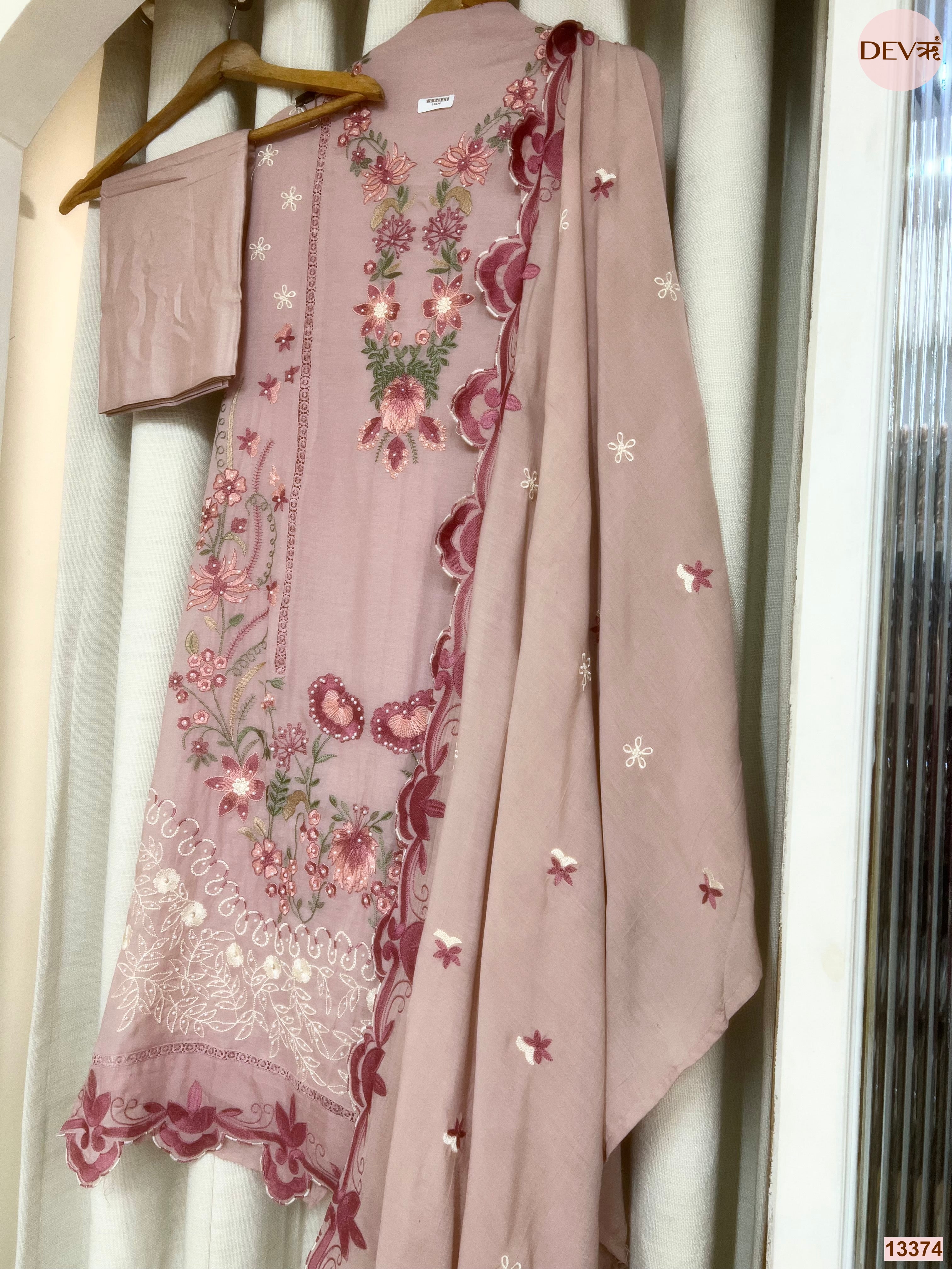Pink Mul Cotton Embroidered Unstitched 3-Piece Suit (Devri – D.No 13374)