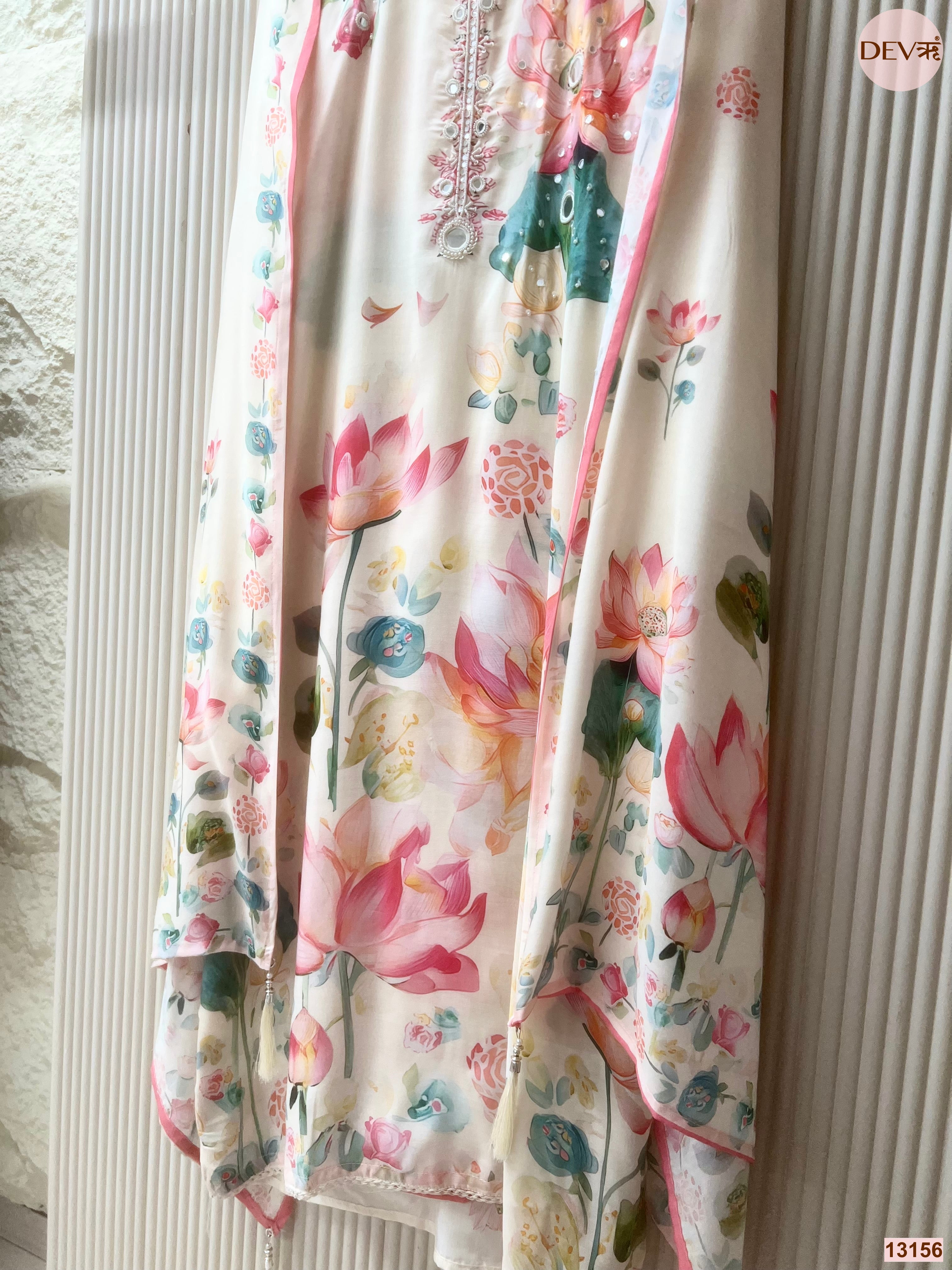 Cream Muslin Printed Unstitched 3-Piece Suit (Devri – D.No 13156)