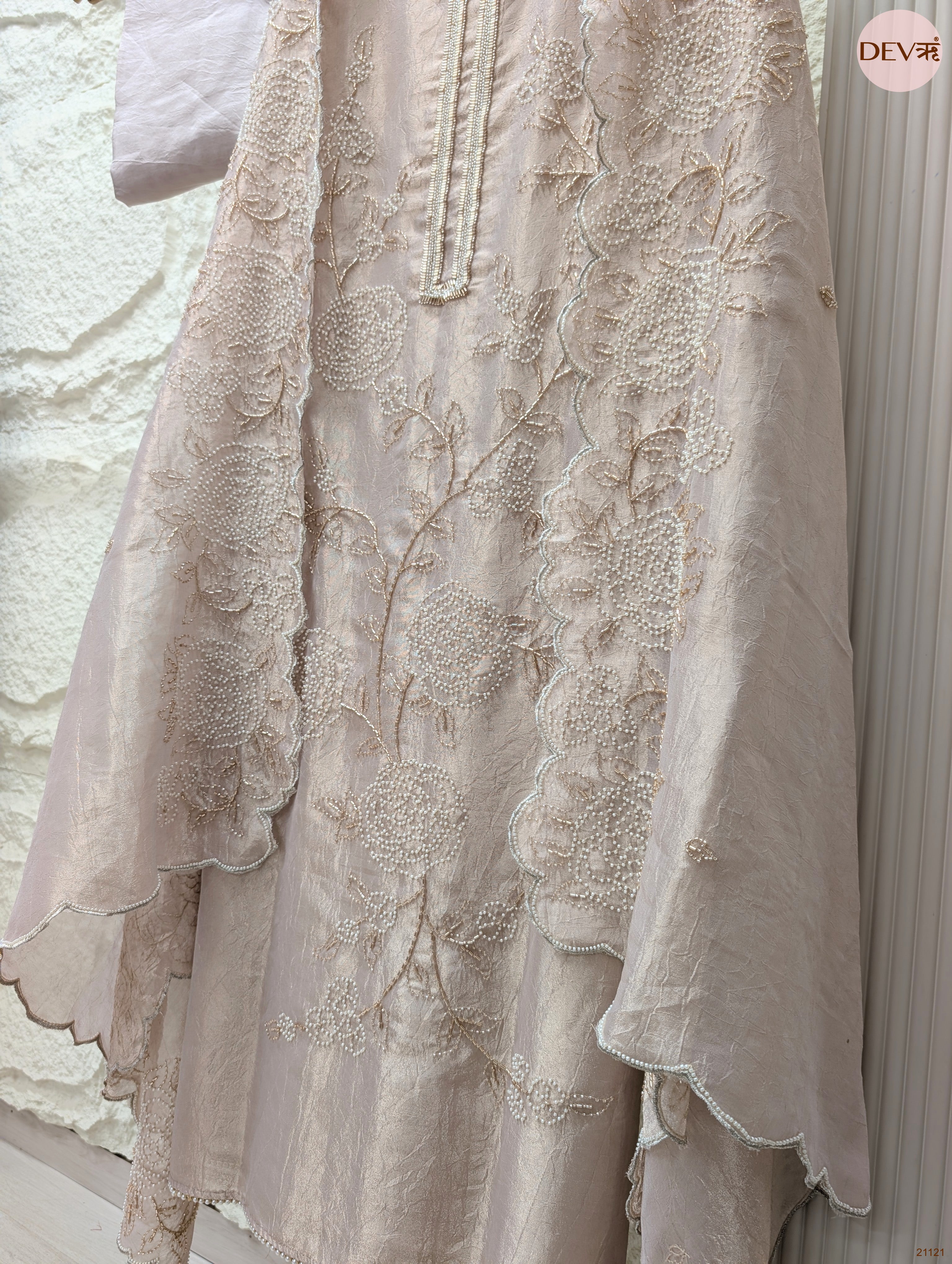 Blush Pure Tissue Crush Silk Embroidered Unstitched 3-Piece Suit (Devri – D.No 21121)