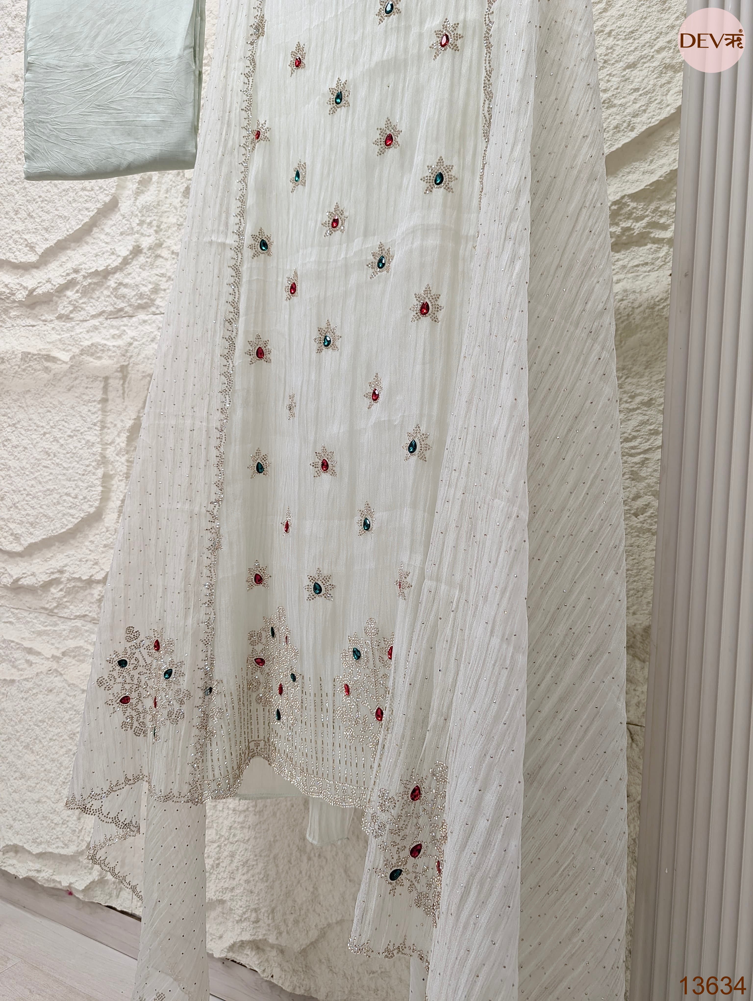 Off White Pure Organza Silk Embroidered Unstitched 3-Piece Suit (Devri – D.No 13634)