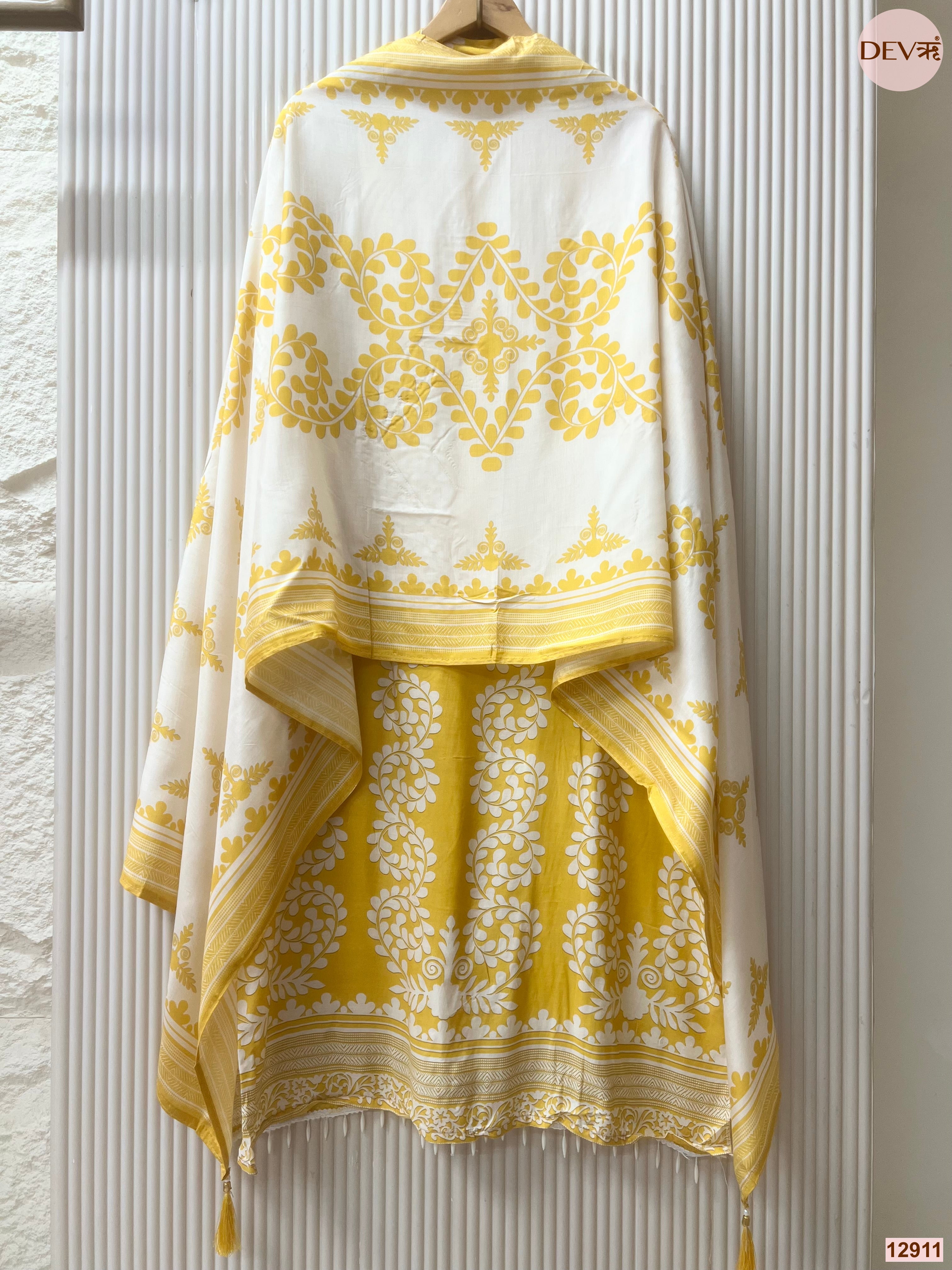 Yellow Muslin Printed Unstitched 3-Piece Suit (Devri – D.No 12911)