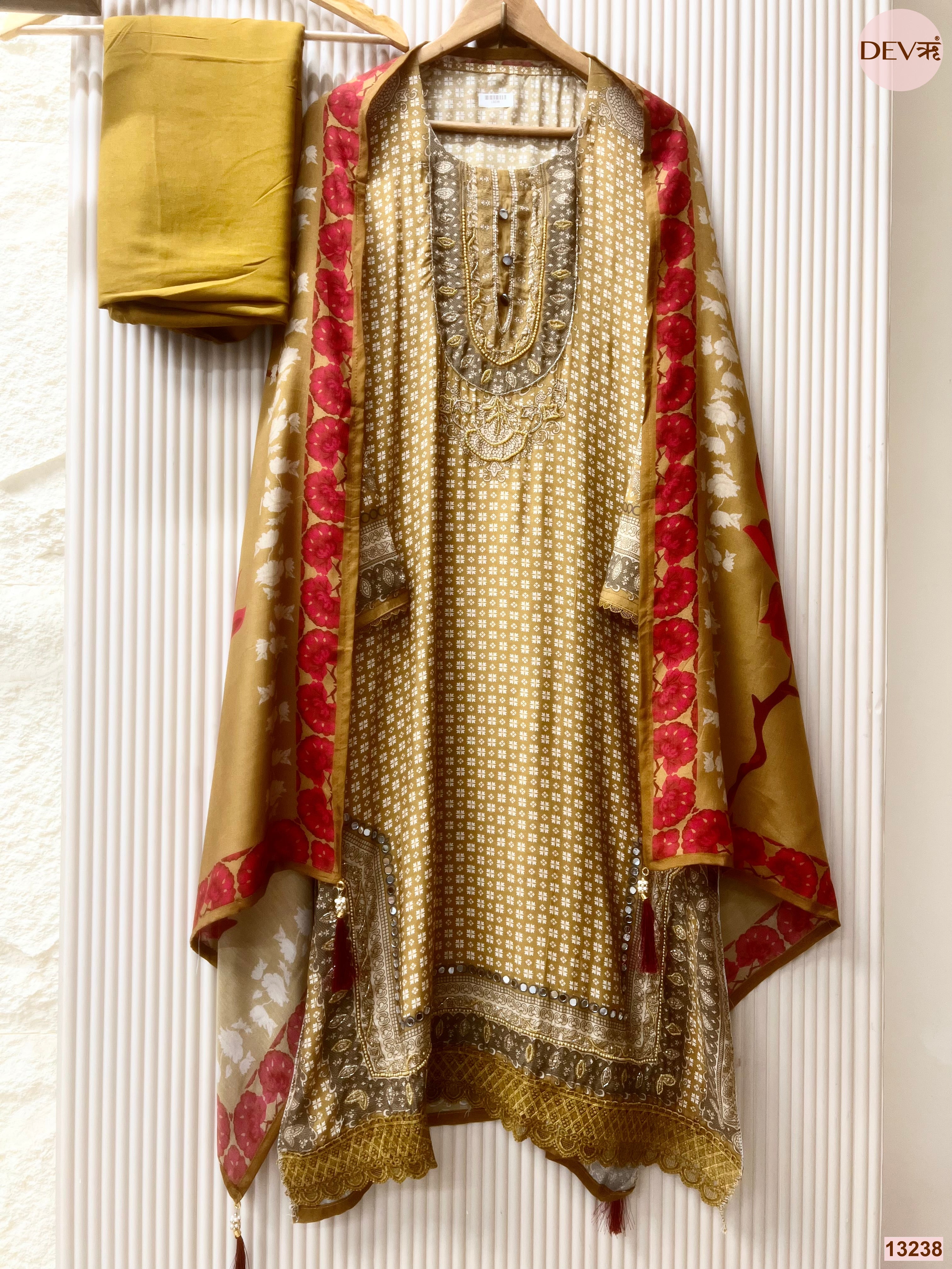 Mustard Muslin Printed Unstitched 3-Piece Suit (Devri – D.No 13238)