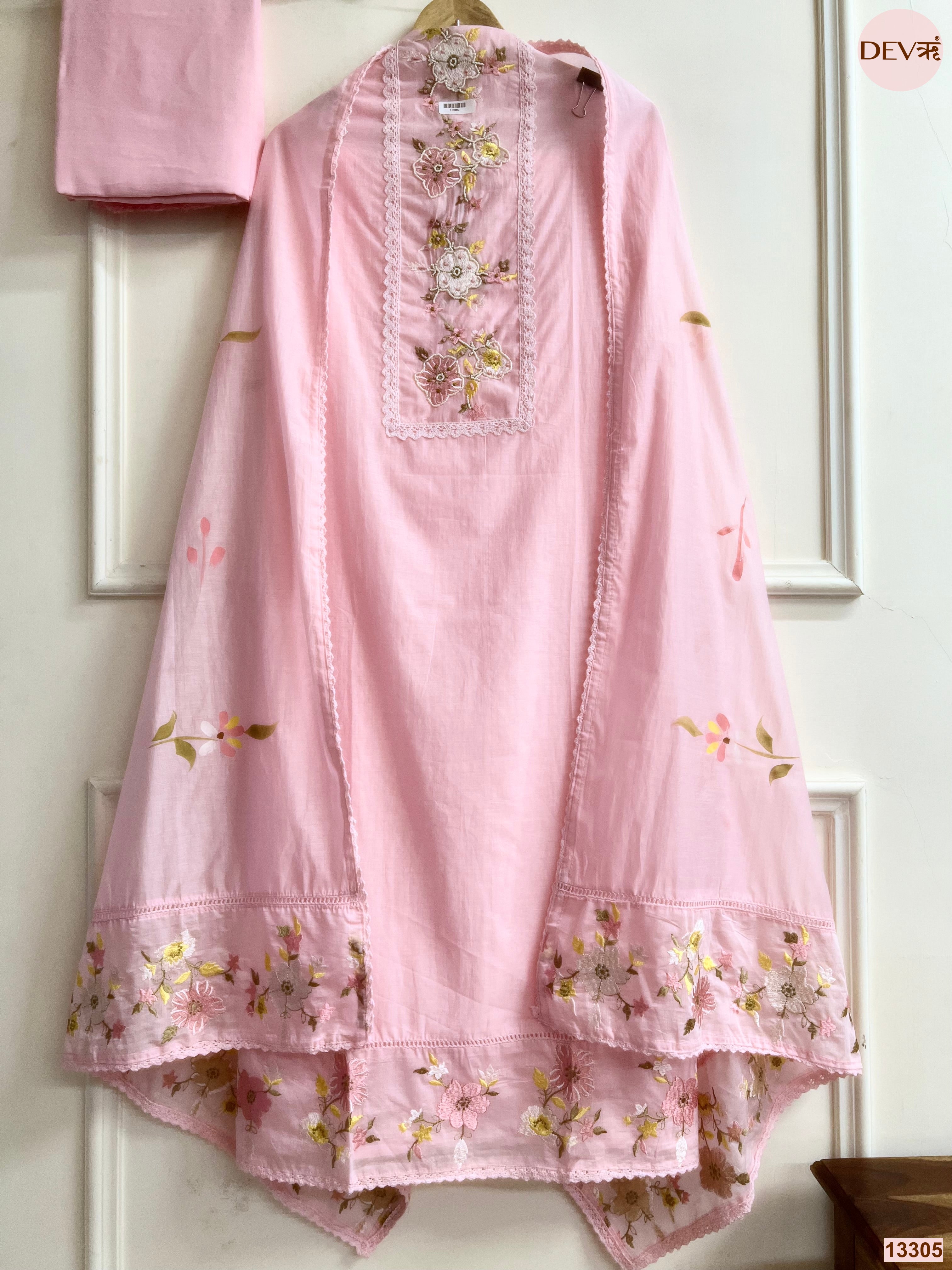 Pink Mul Cotton Embroidered Unstitched 3-Piece Suit (Devri – D.No 13305)