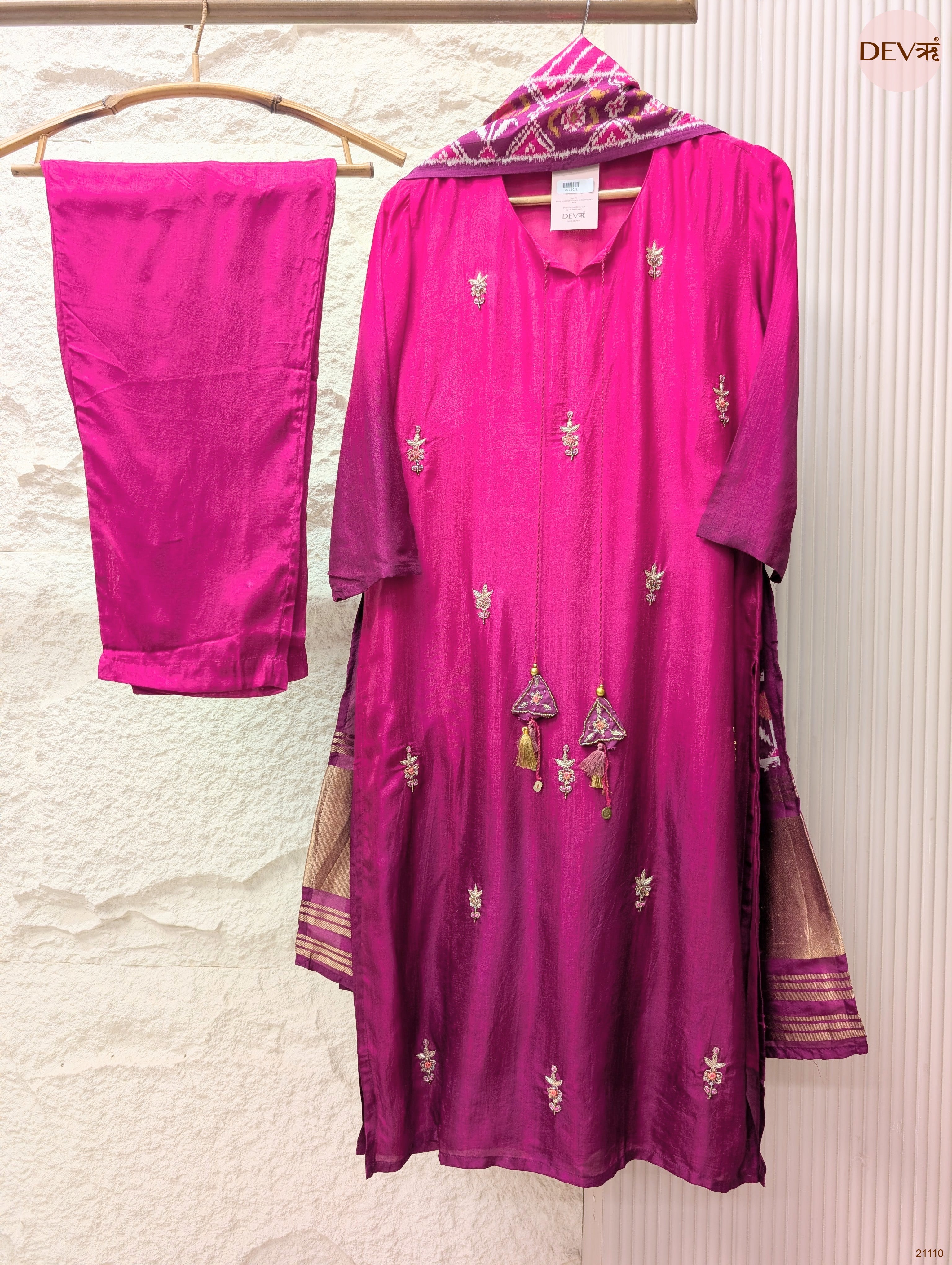 Rangriti Pure russian silk Embroidered Fuchsia 3-Piece Set (Devri – D.No 21110)