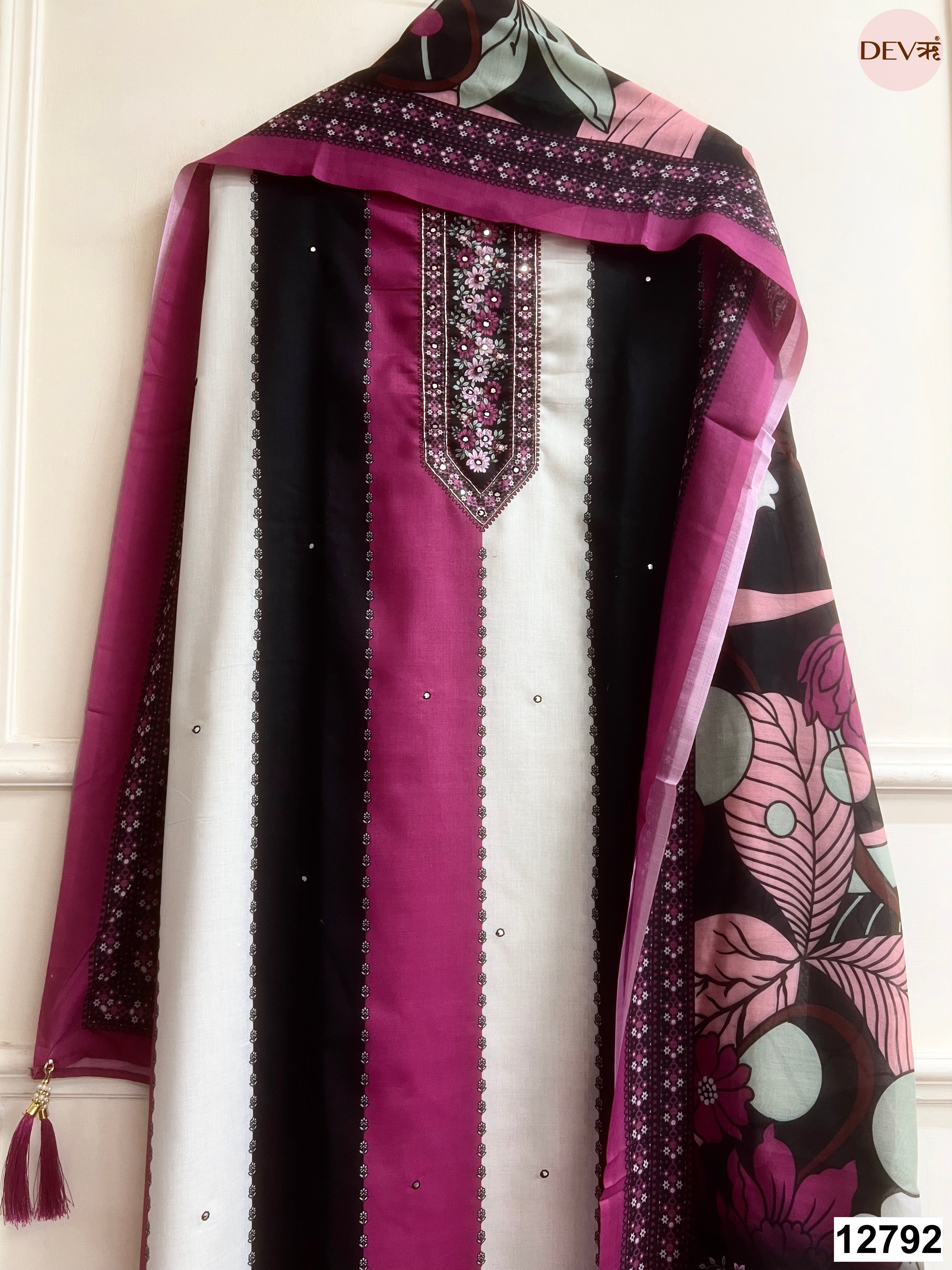 Black Jam Cotton Printed Unstitched 3-Piece Suit (Devri – D.No 12792)