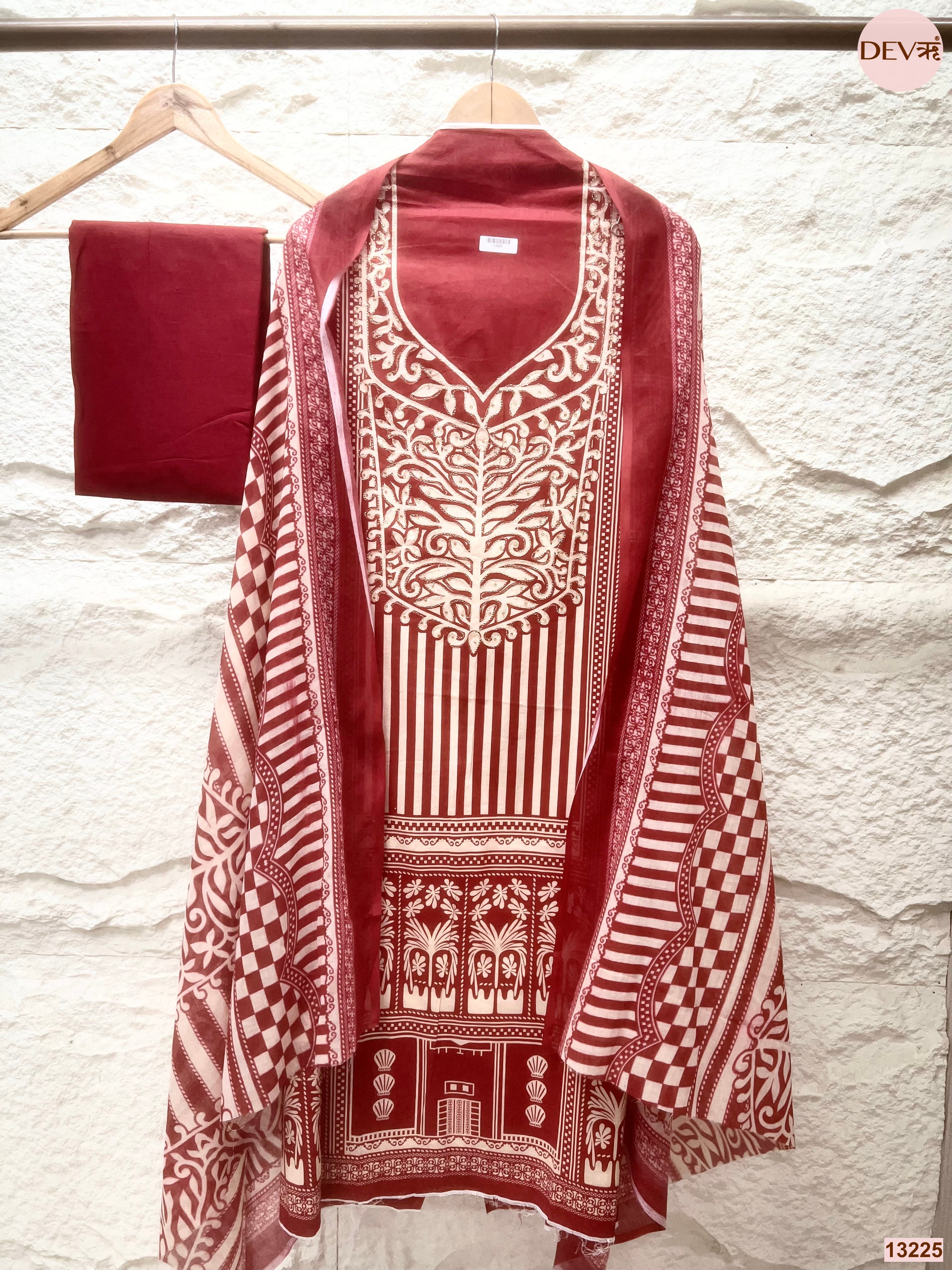 Maroon Cotton Printed Unstitched 3-Piece Suit (Devri – D.No 13225)