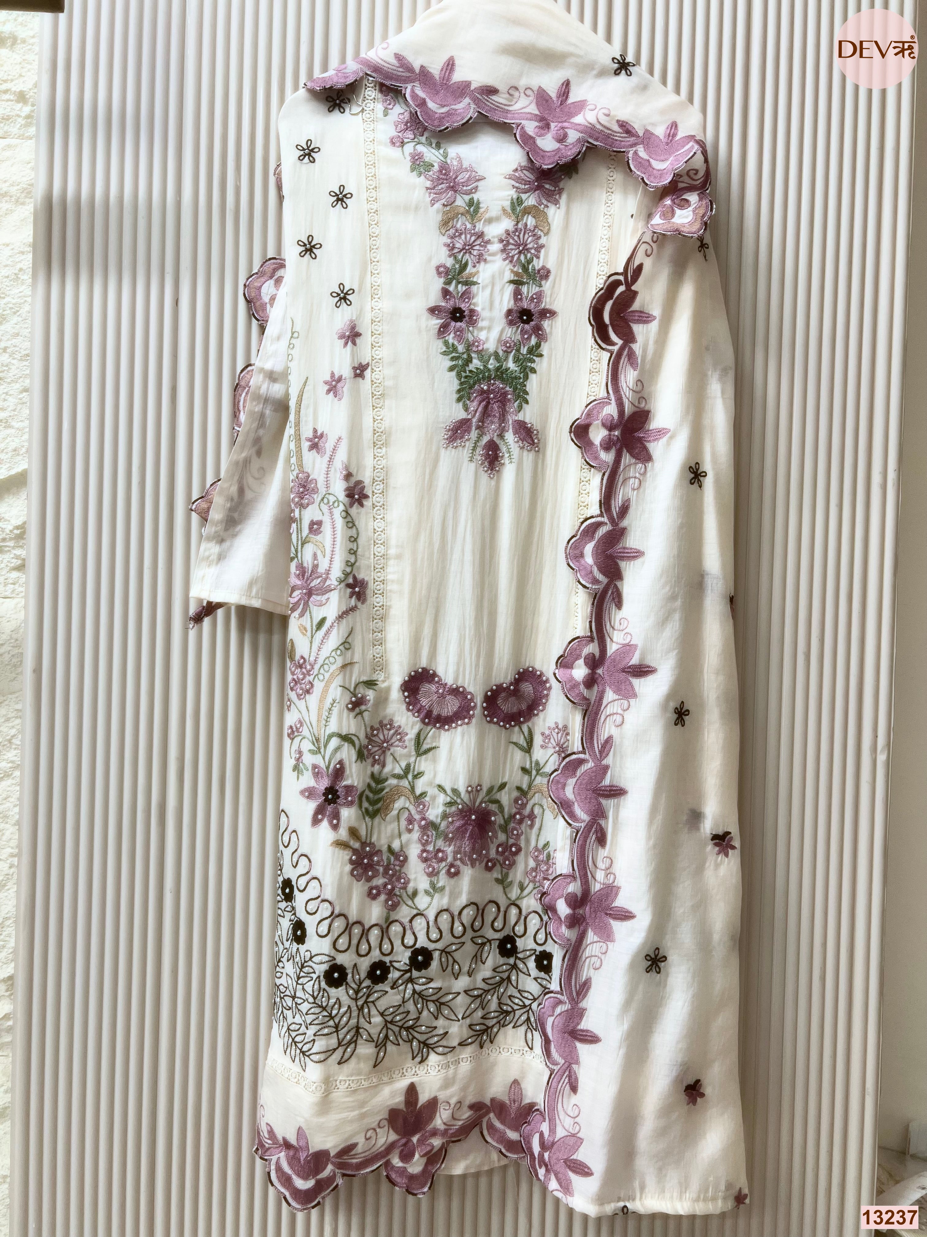 Off White Mul Cotton Embroidered Unstitched 3-Piece Suit (Devri – D.No 13237)