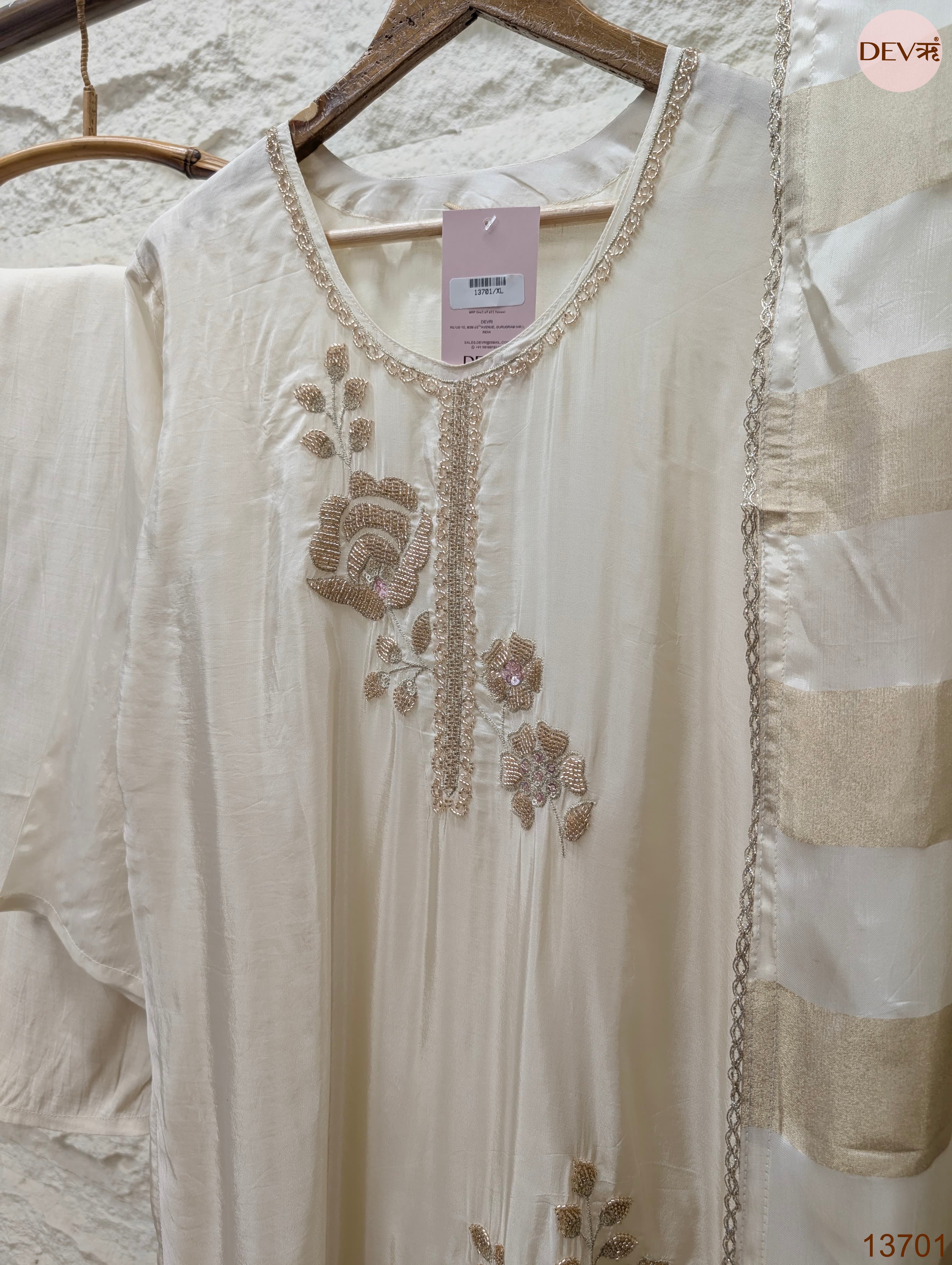 Gulnaar Tissue silk blend Embroidered Ivory 3-Piece Set (Devri – D.No 13701)