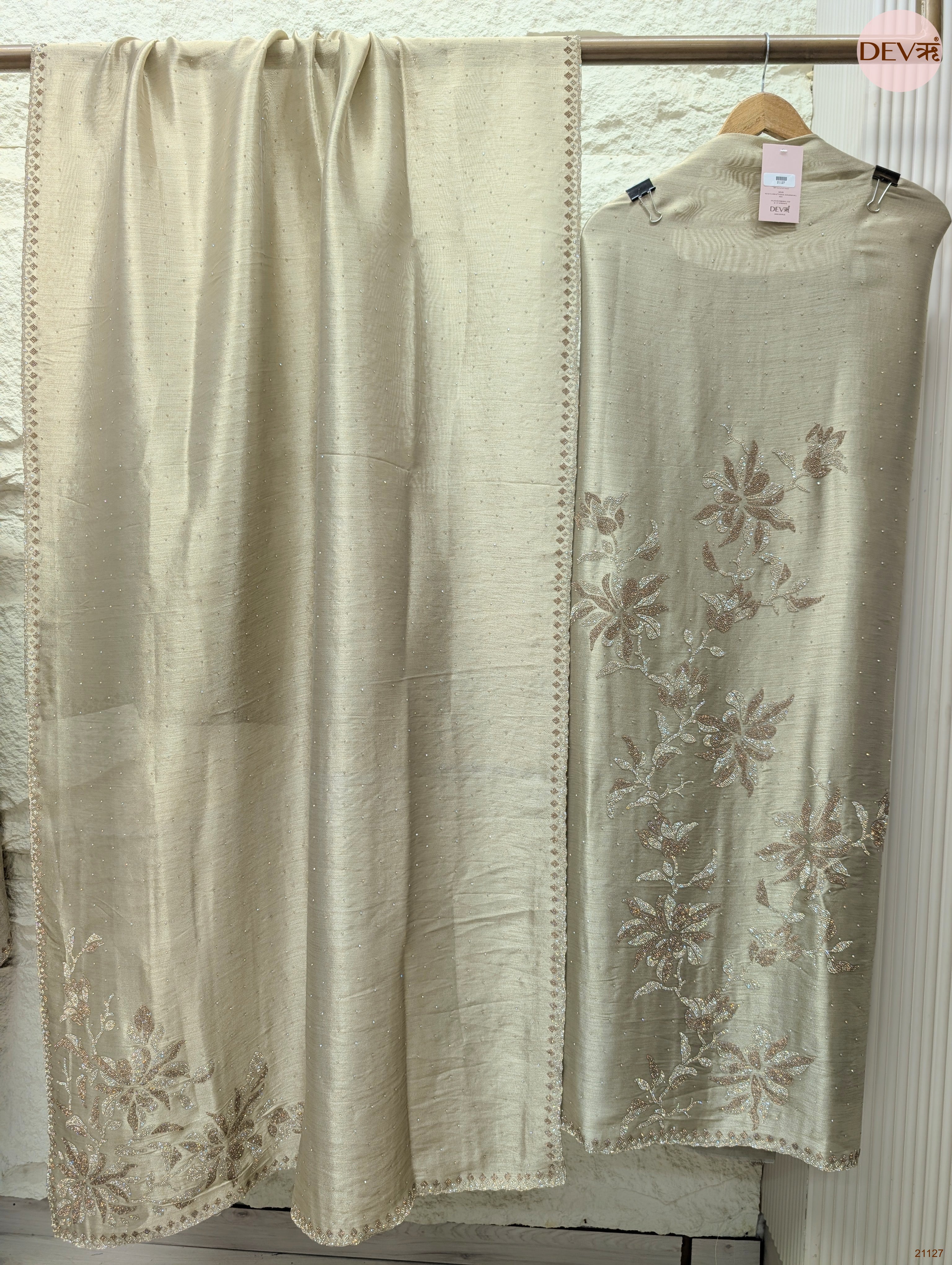 Beige Pure Giraffe Silk Printed Unstitched 3-Piece Suit (Devri – D.No 21127)