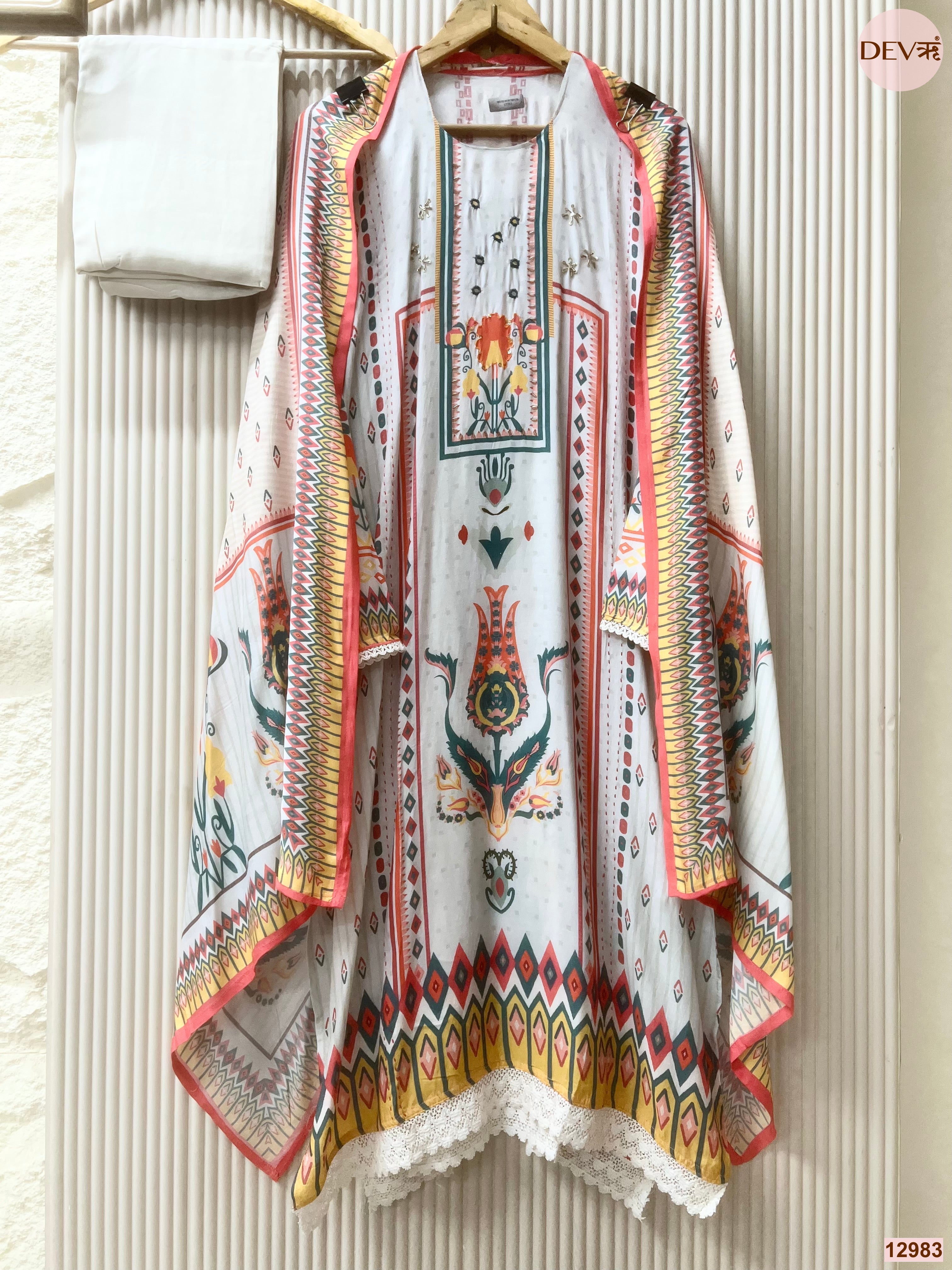 Off White Muslin Printed Unstitched 3-Piece Suit (Devri – D.No 12983)