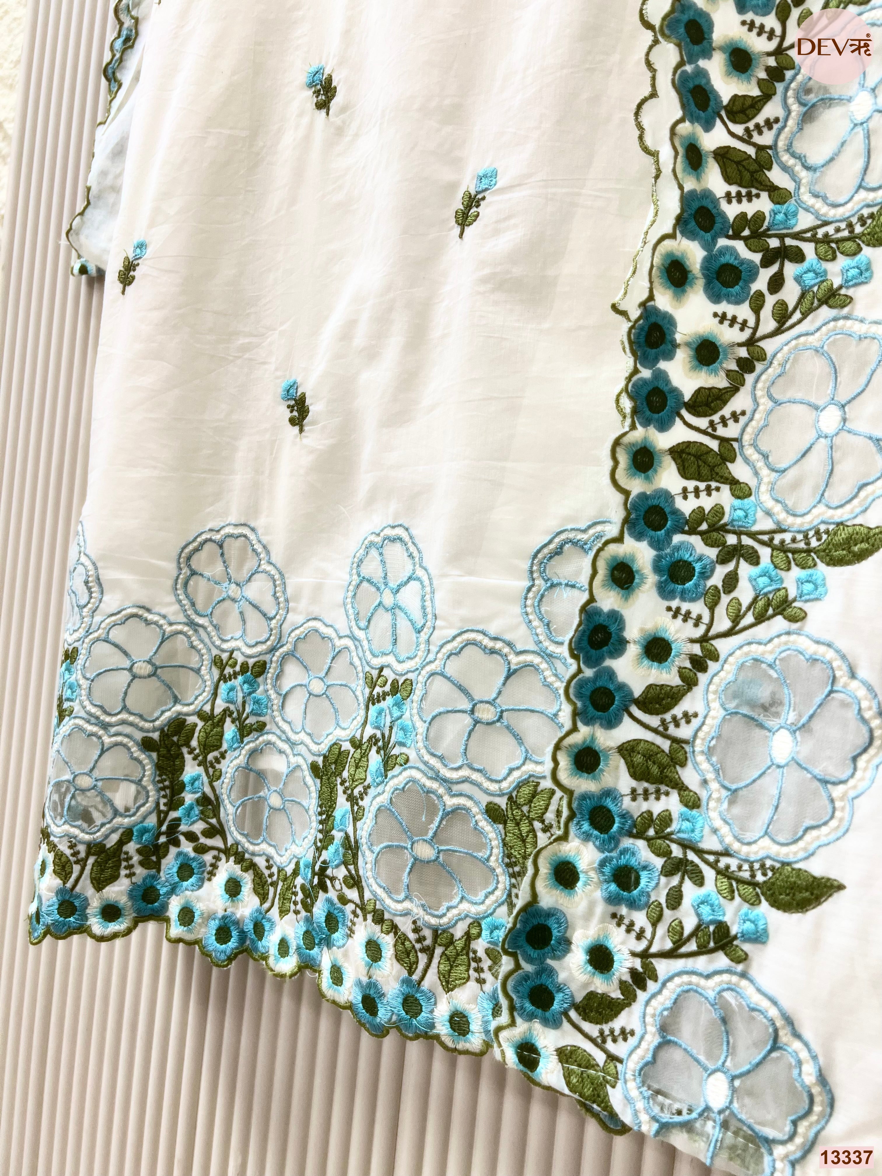 White Mul Chanderi Embroidered Unstitched 3-Piece Suit (Devri – D.No 13337)