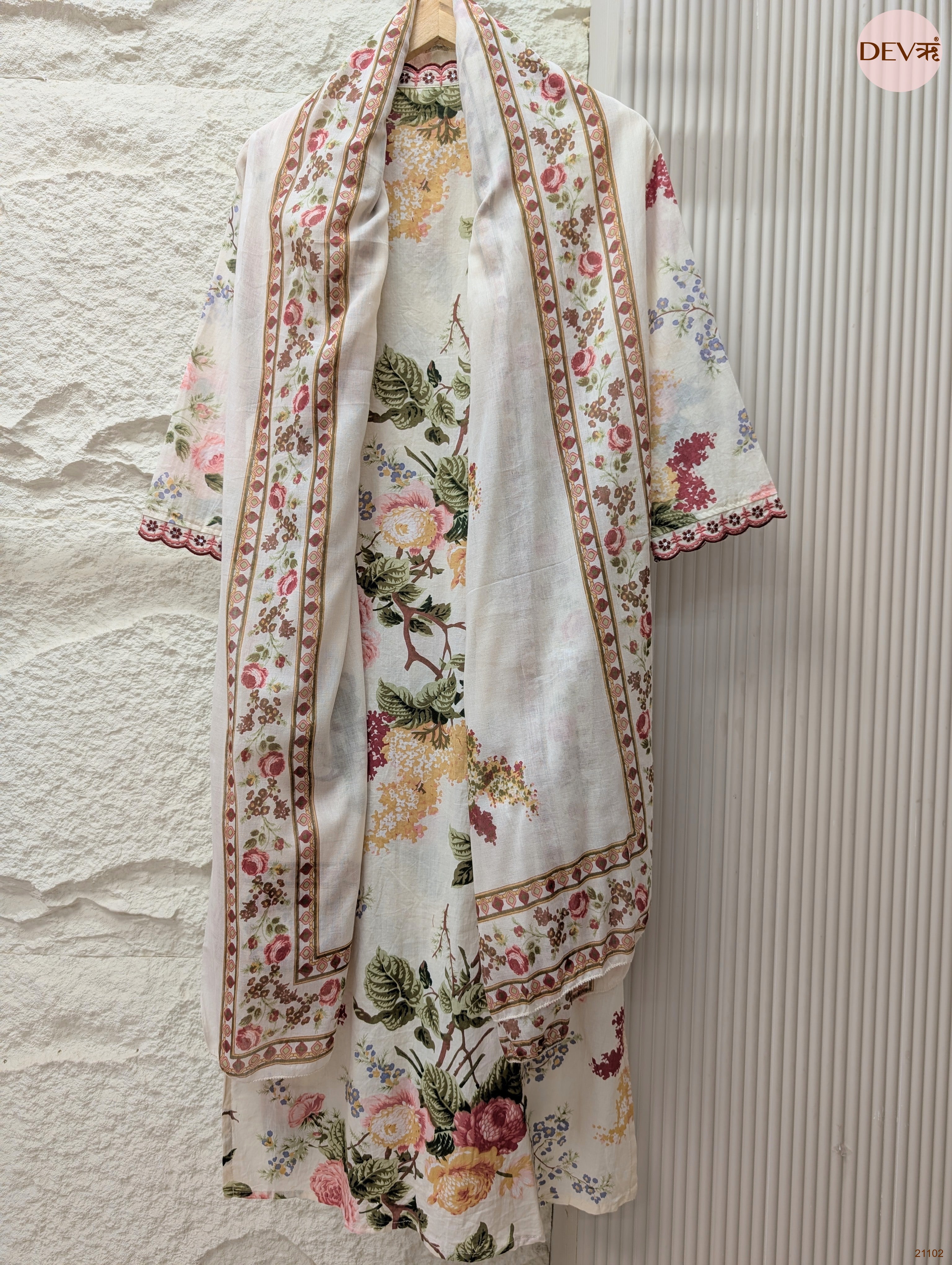 Gulnaar Pure Cotton Printed Ivory 3-Piece Set (Devri – D.No 21102)