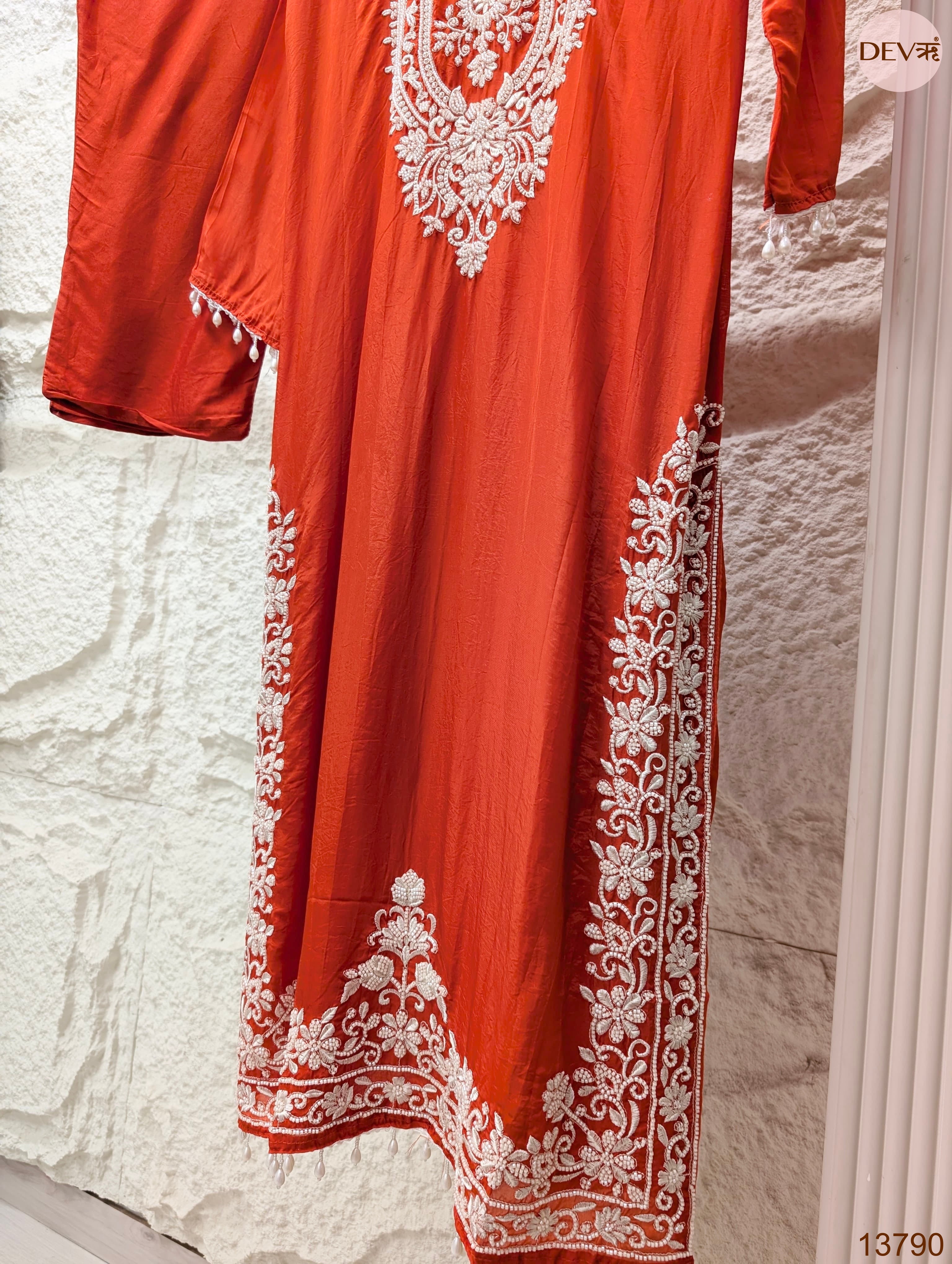 Zarmin Pure organza silk Embroidered Rust 3-Piece Set (Devri – D.No 13790)