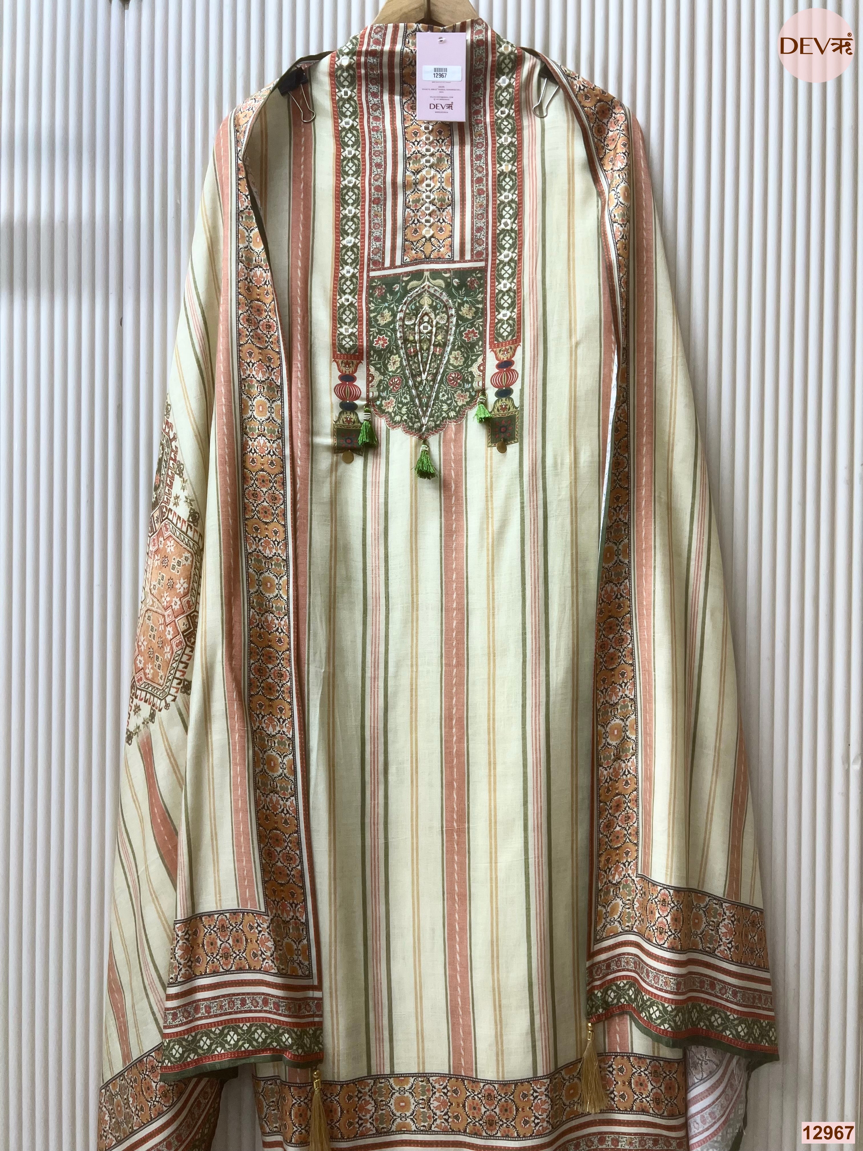Cream Muslin Printed Unstitched 3-Piece Suit (Devri – D.No 12967)