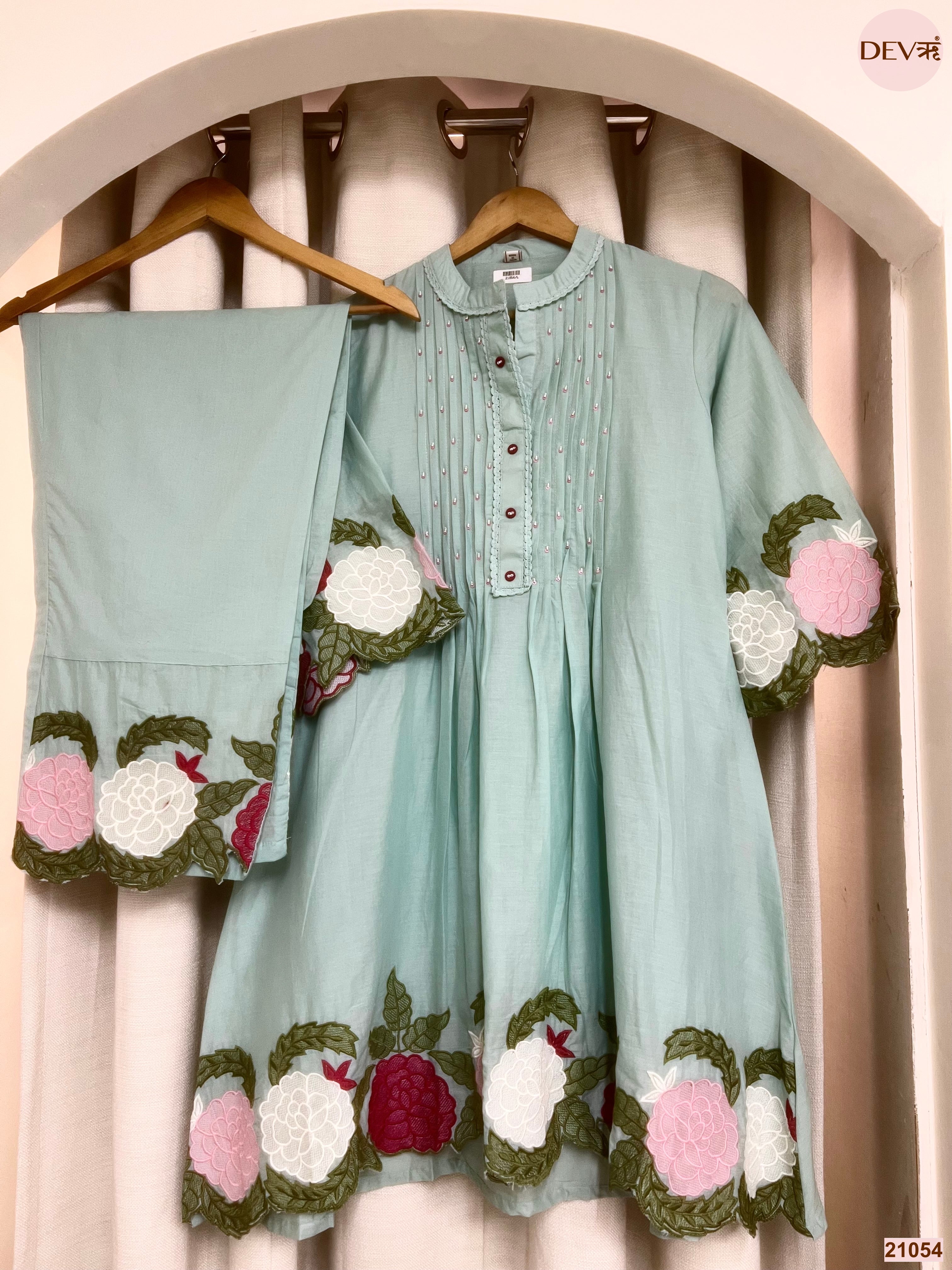 Gulnaar Mul Chanderi Embroidered Mint 2-Piece Set (Devri – D.No 21054)