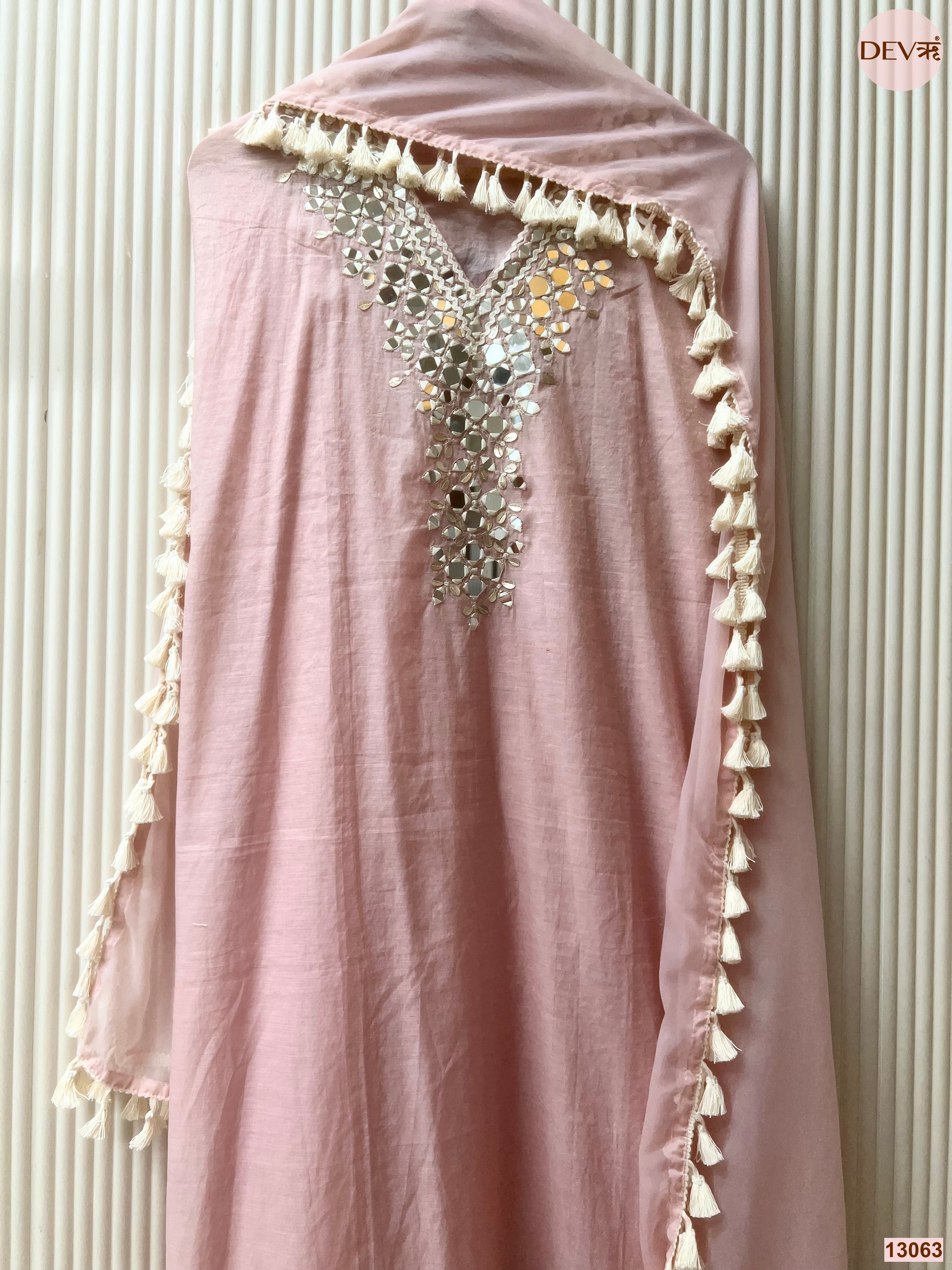 Pink Mul Cotton Hand Unstitched 3-Piece Suit 13063