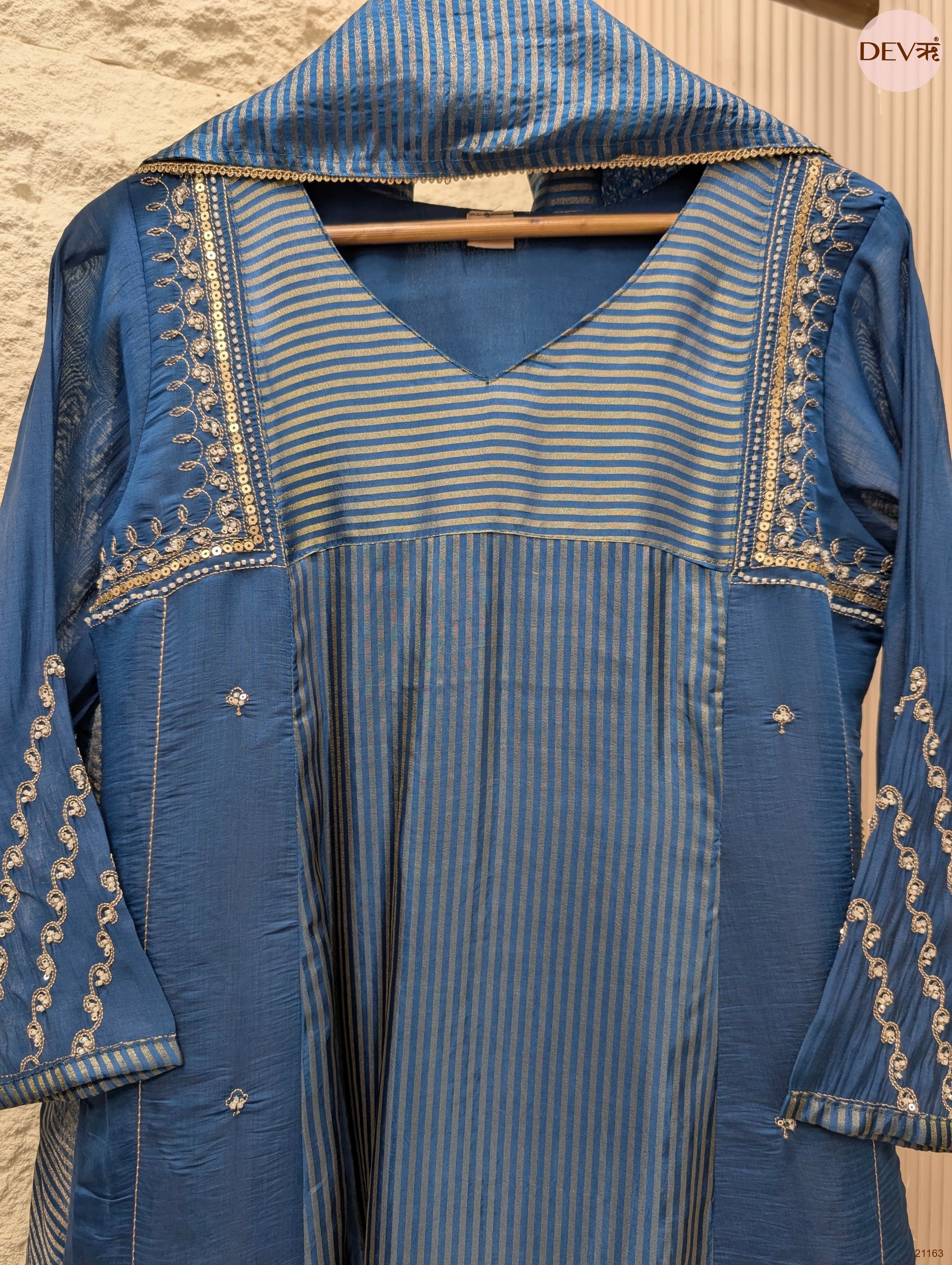 Neelambara Mul Chanderi Embroidered Blue 3-Piece Set (Devri – D.No 21163)