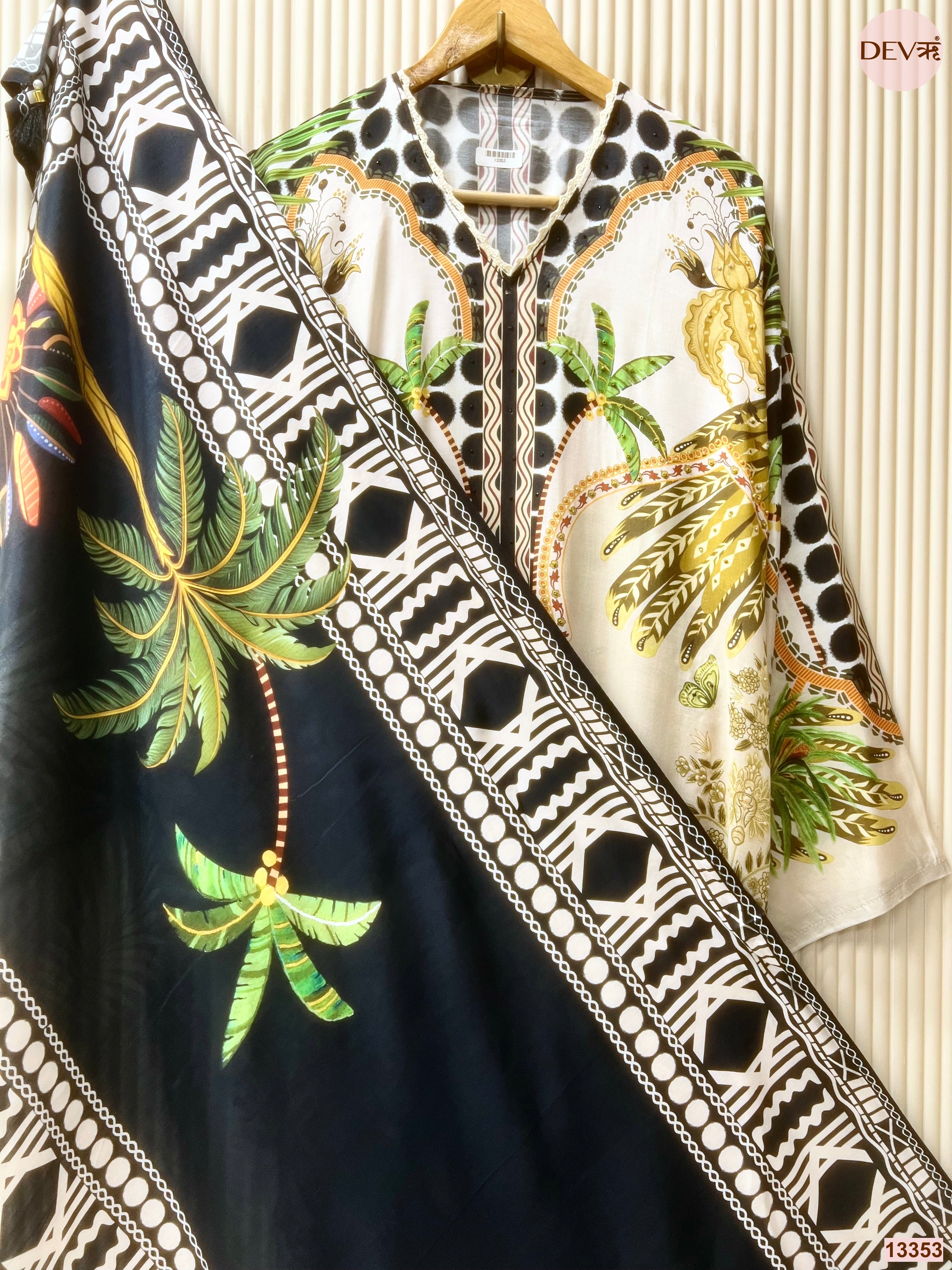 White Muslin Printed Unstitched 3-Piece Suit (Devri – D.No 13353)