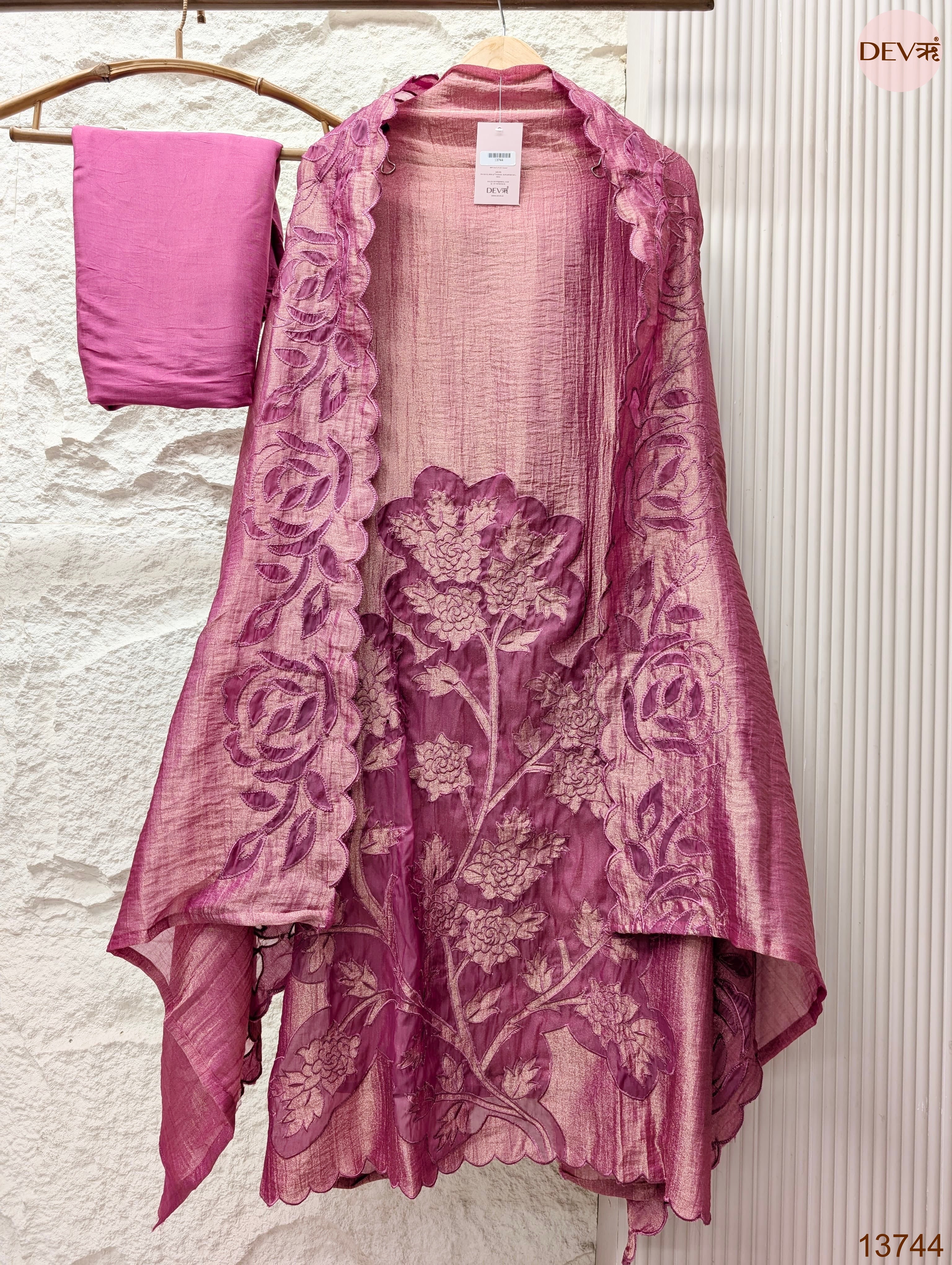 Pink Tissue Crush Silk Embroidered Unstitched 3-Piece Suit (Devri – D.No 13744)