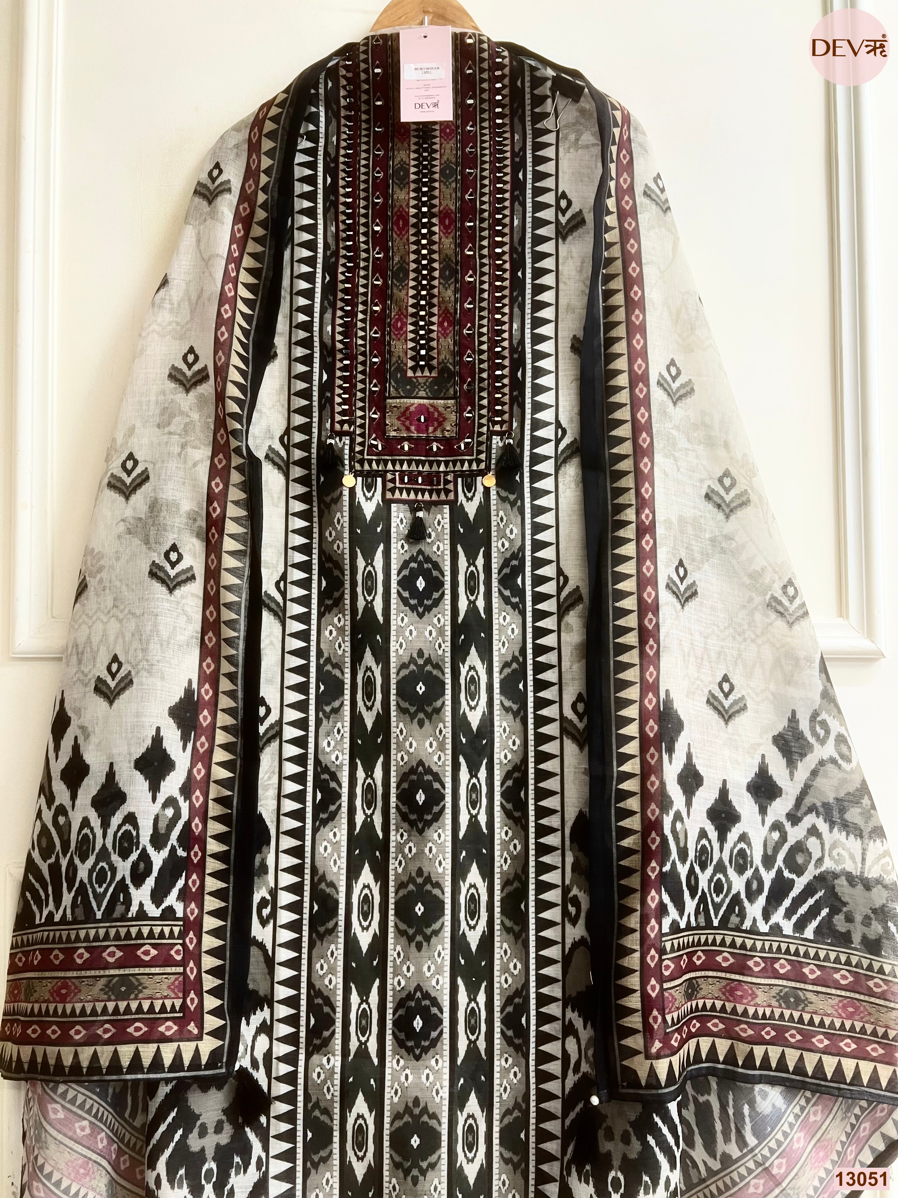 White Linen Cotton Printed Unstitched 3-Piece Suit (Devri – D.No 13051)