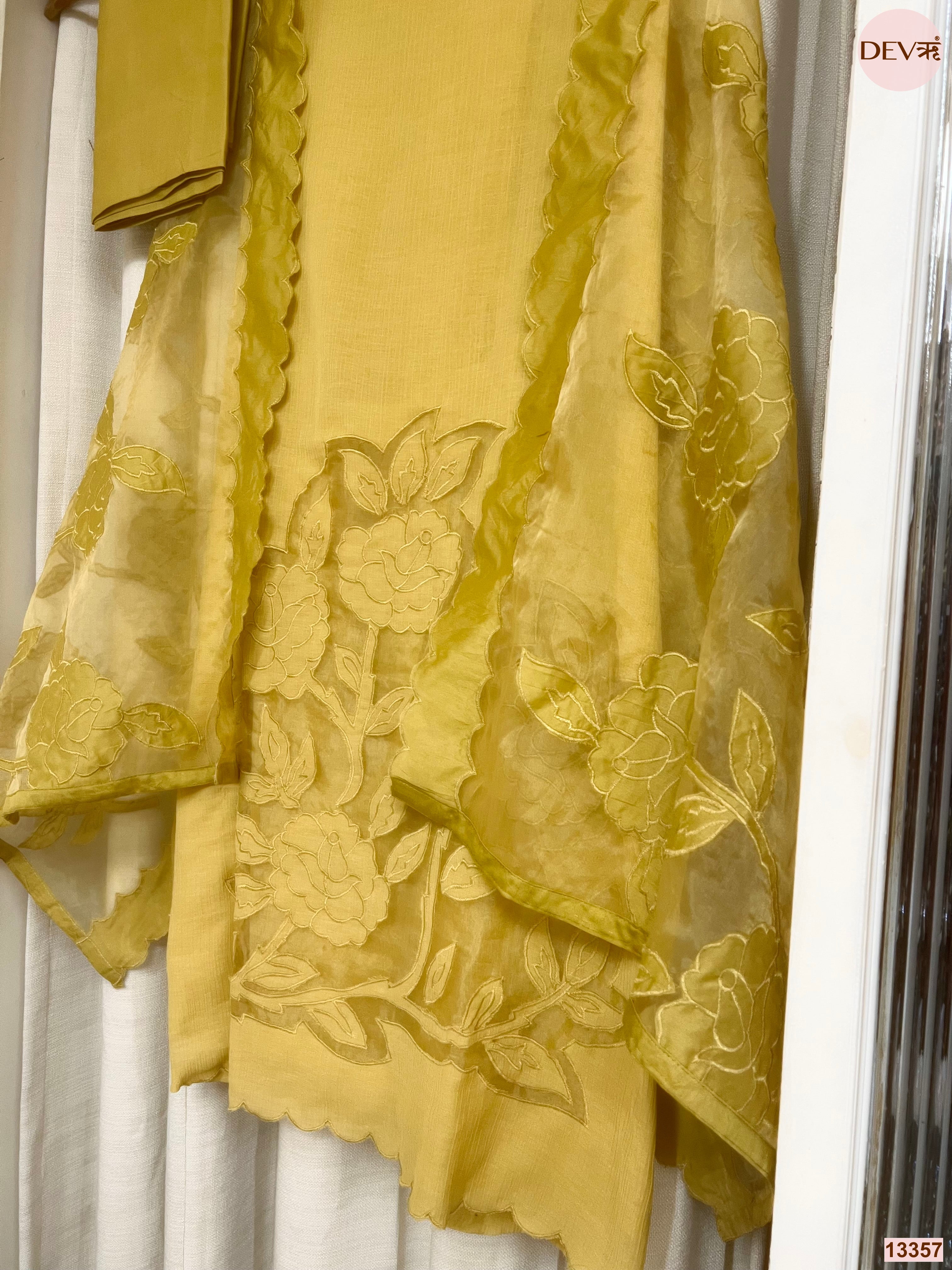 Yellow Mul Chanderi Embroidered Unstitched 3-Piece Suit (Devri – D.No 13357)