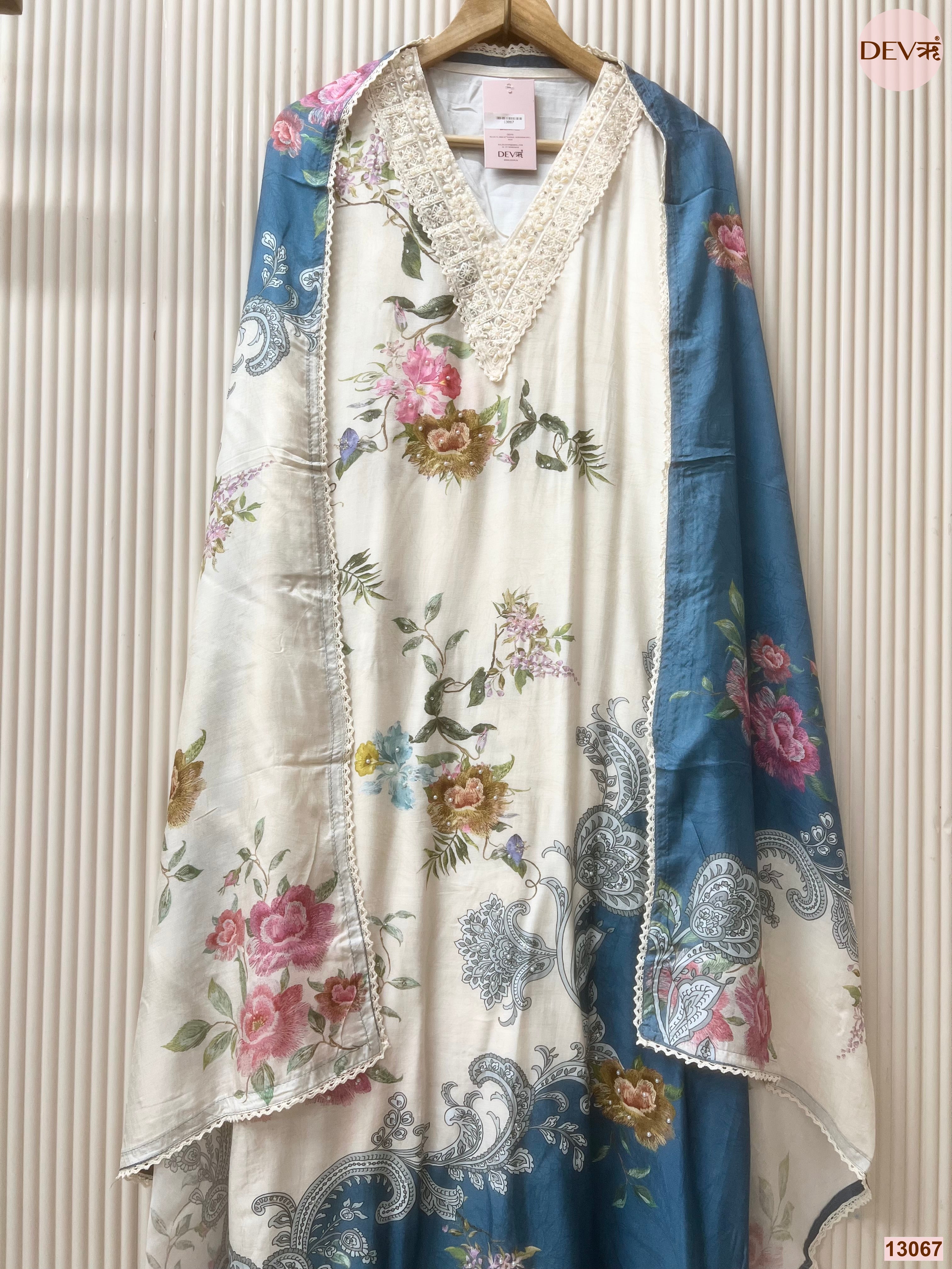 Cream Muslin Printed Unstitched 3-Piece Suit (Devri – D.No 13067)