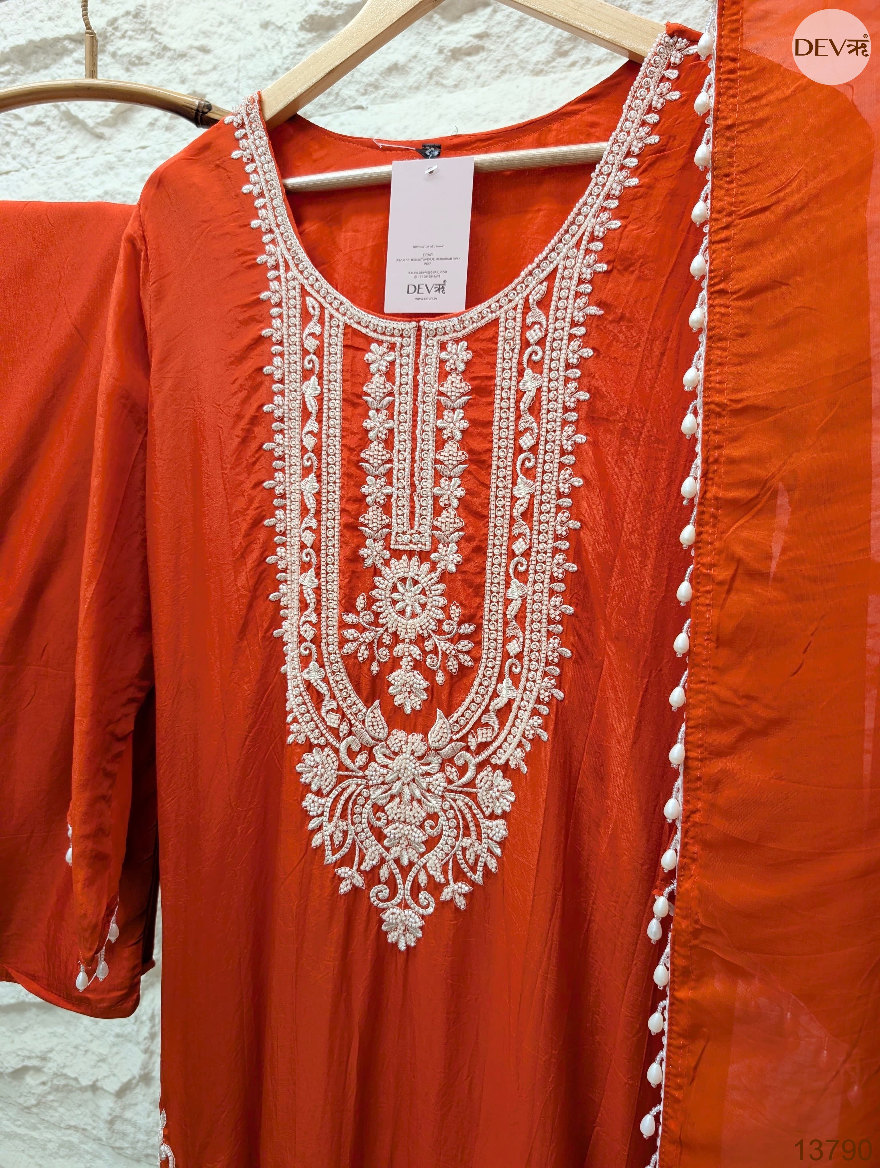 Zarmin Pure organza silk Embroidered Rust 3-Piece Set (Devri – D.No 13790)
