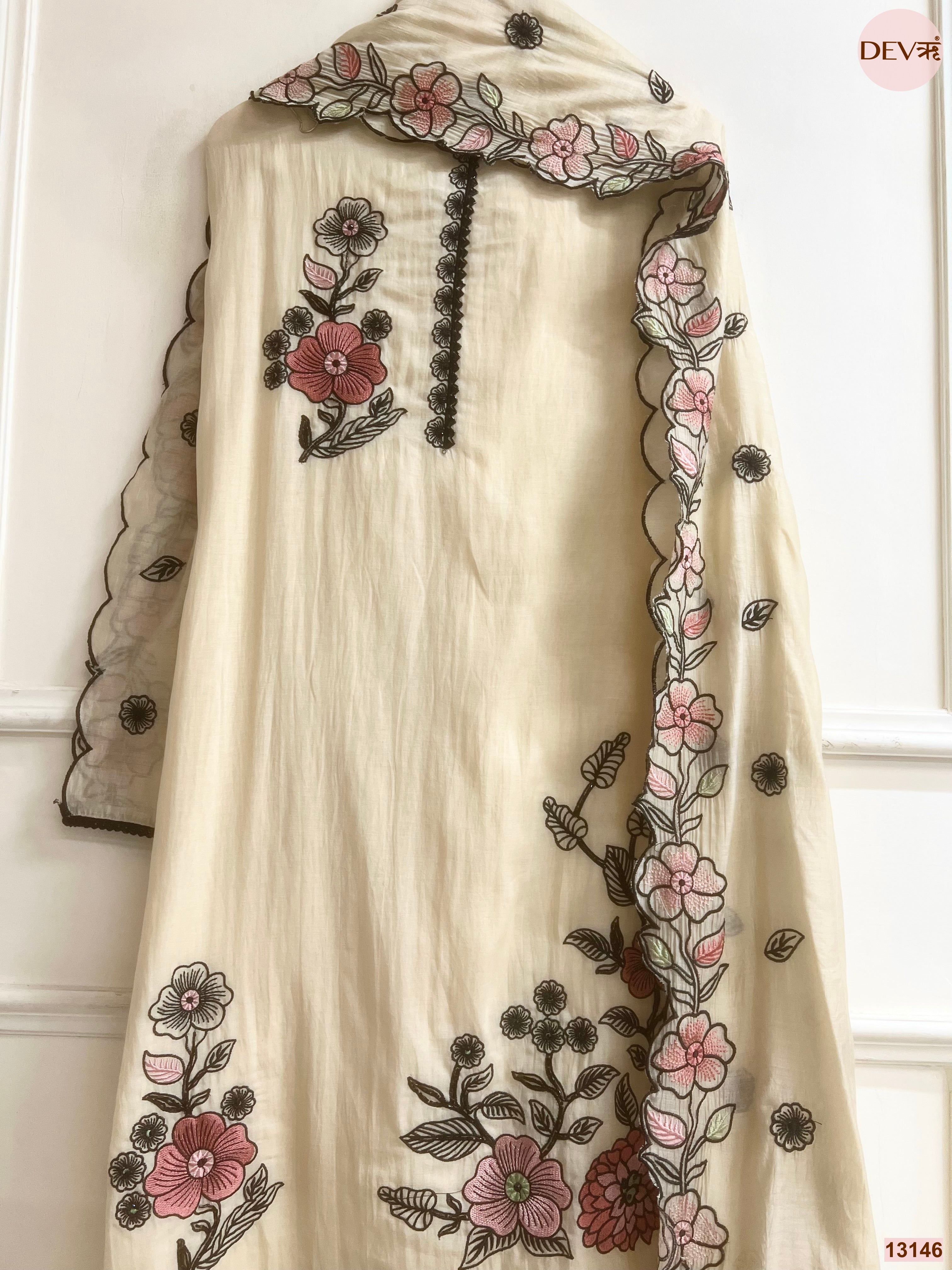 Cream Mul Chanderi Embroidered Unstitched 3-Piece Suit (Devri – D.No 13146)