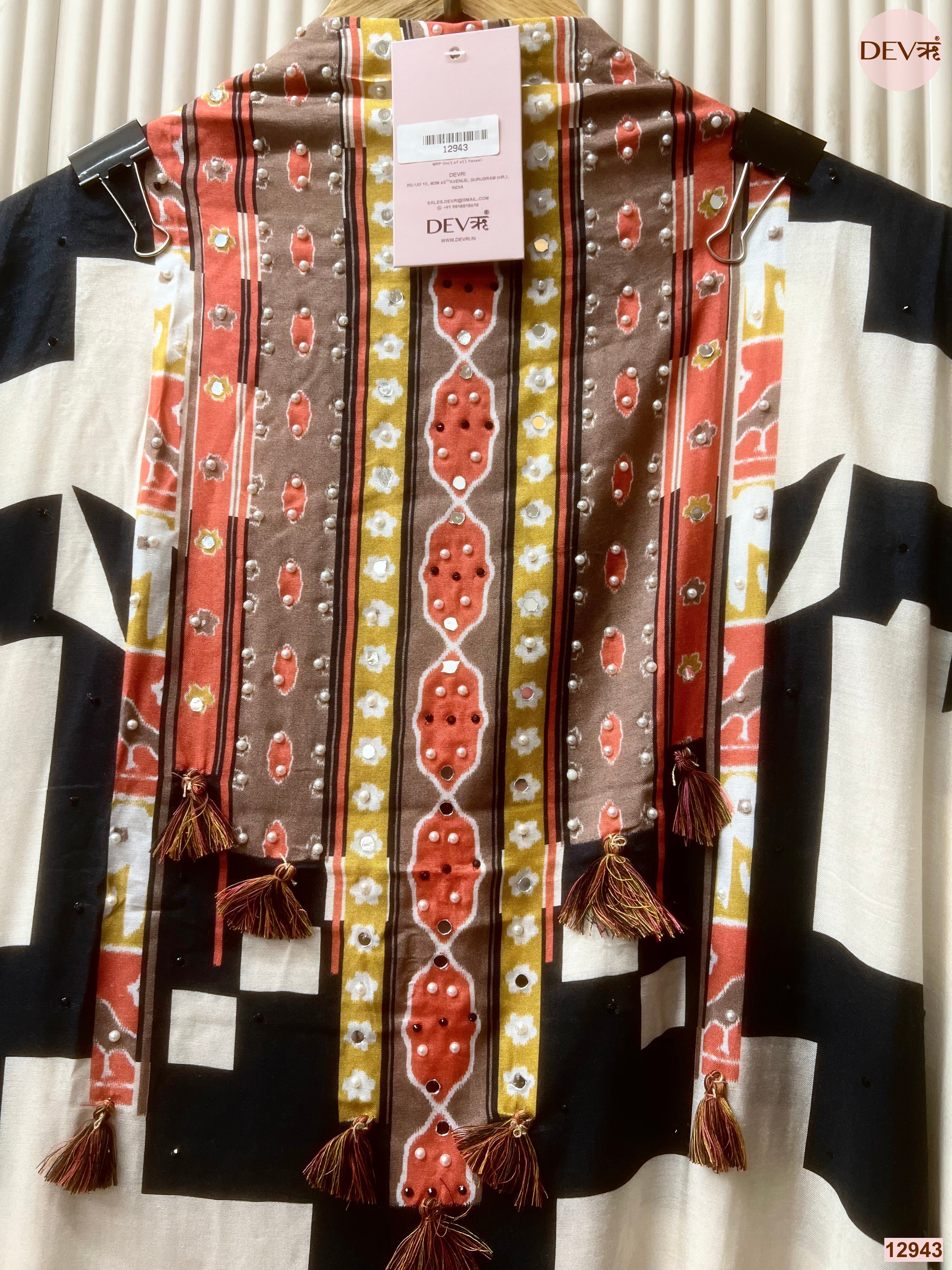 Black Muslin Printed Unstitched 3-Piece Suit (Devri – D.No 12943)