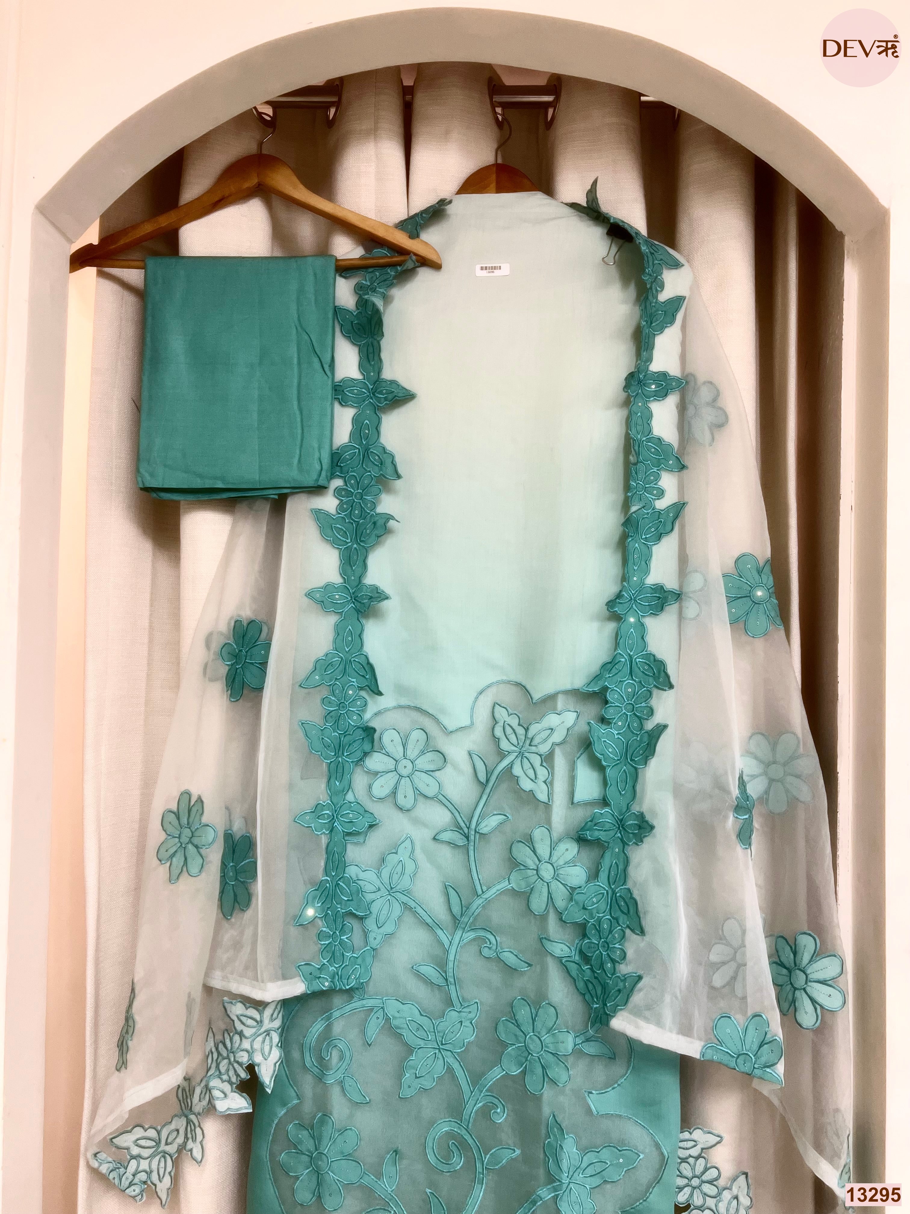 Aqua Mul Chanderi Embroidered Unstitched 3-Piece Suit (Devri – D.No 13295)