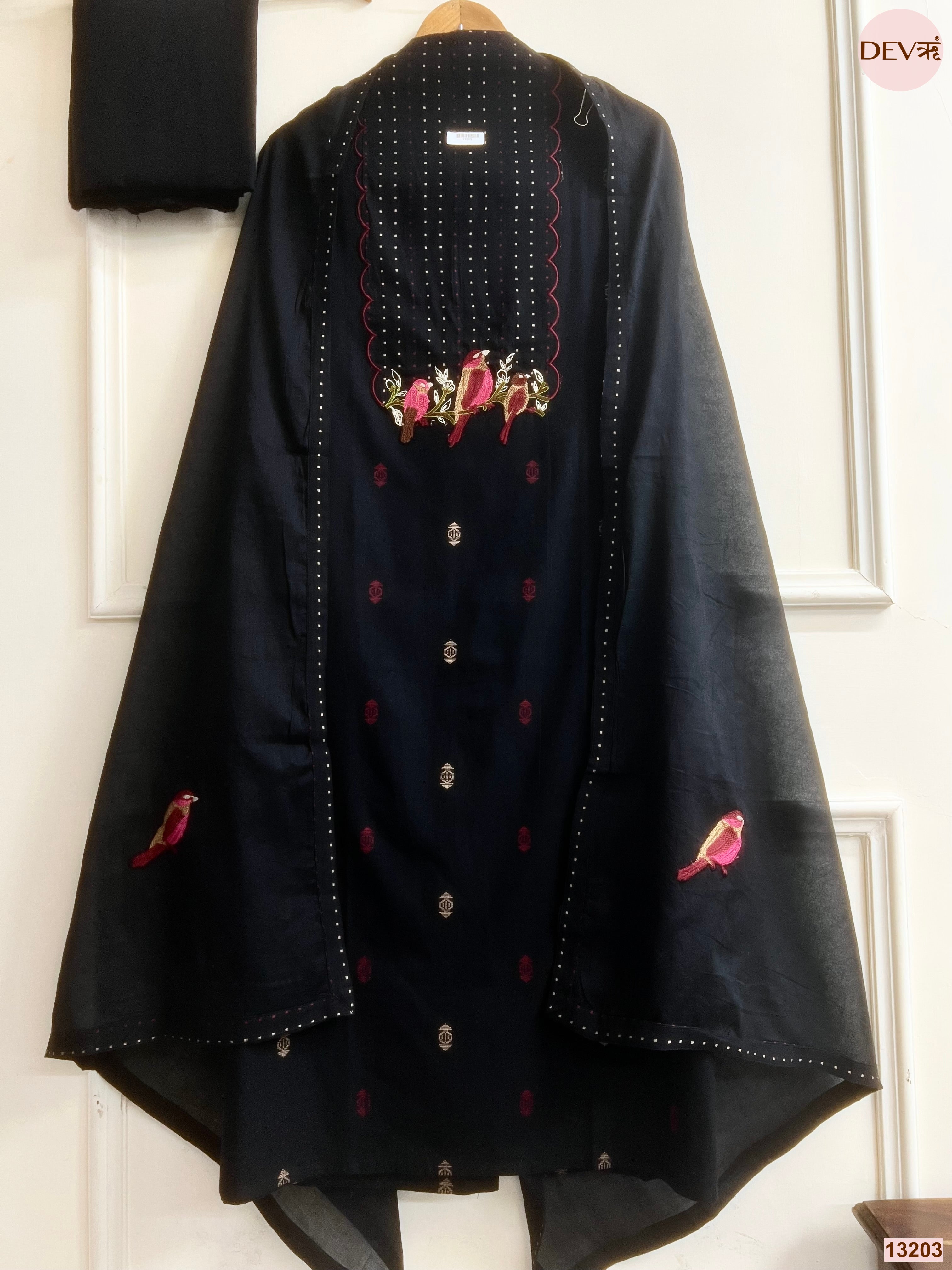 Black Handloom Cotton Embroidered Unstitched 3-Piece Suit (Devri – D.No 13203)