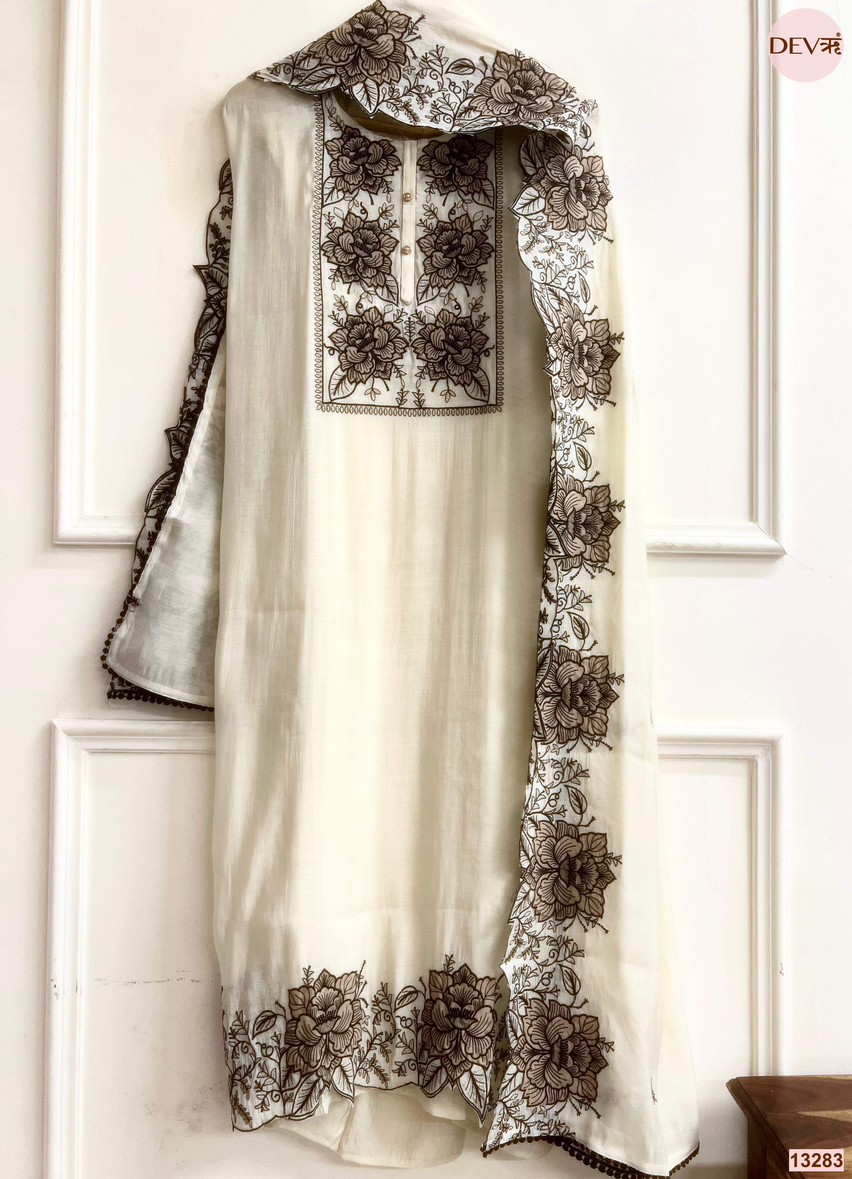 Cream Mul Cotton Embroidered Unstitched 3-Piece Suit (Devri – D.No 13283)